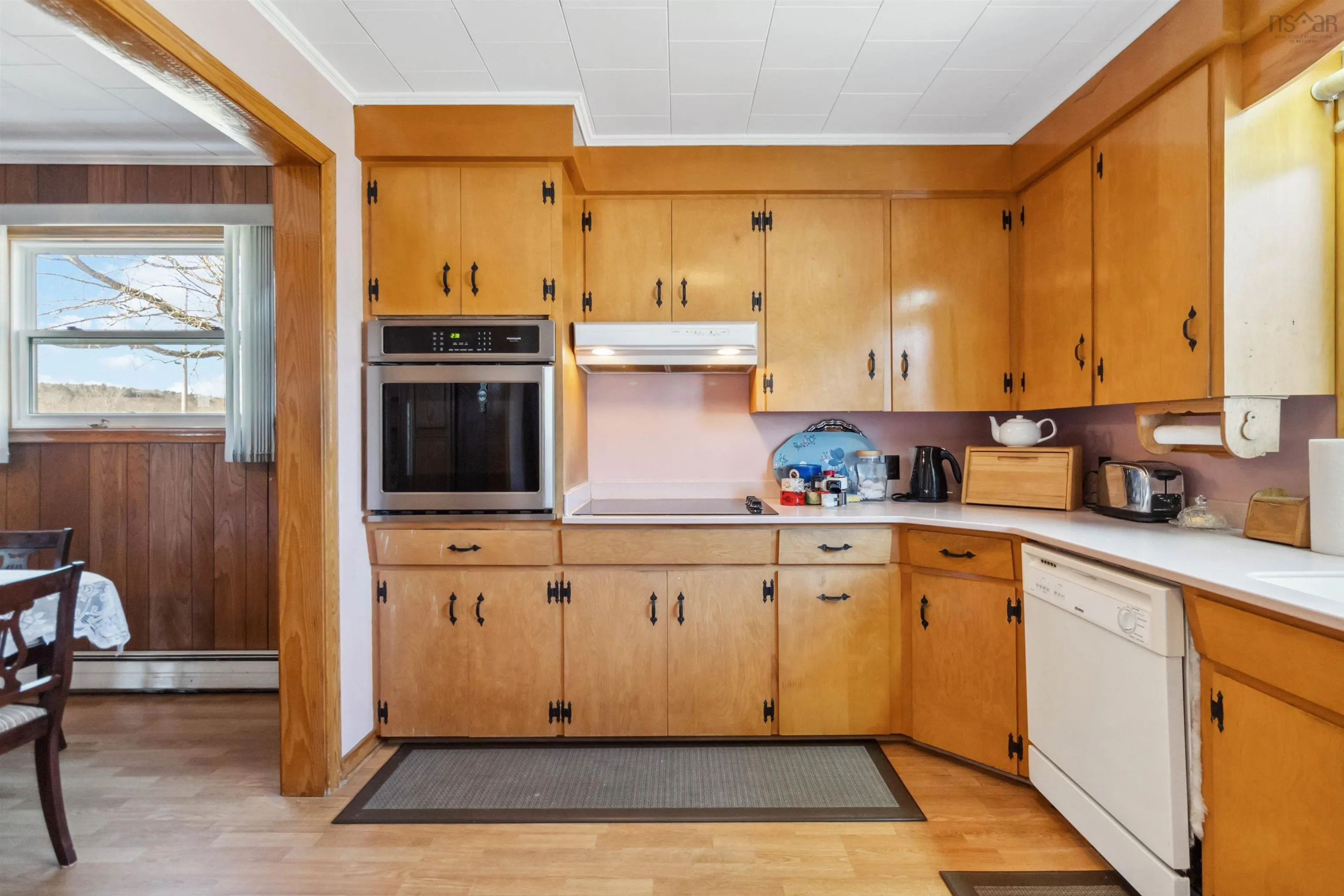 39 Brooklyn Shore Road, Brooklyn Ns B0j 1h0, 3 Bedrooms Bedrooms, ,2 BathroomsBathrooms,Residential,For Sale,Brooklyn Shore,202505391