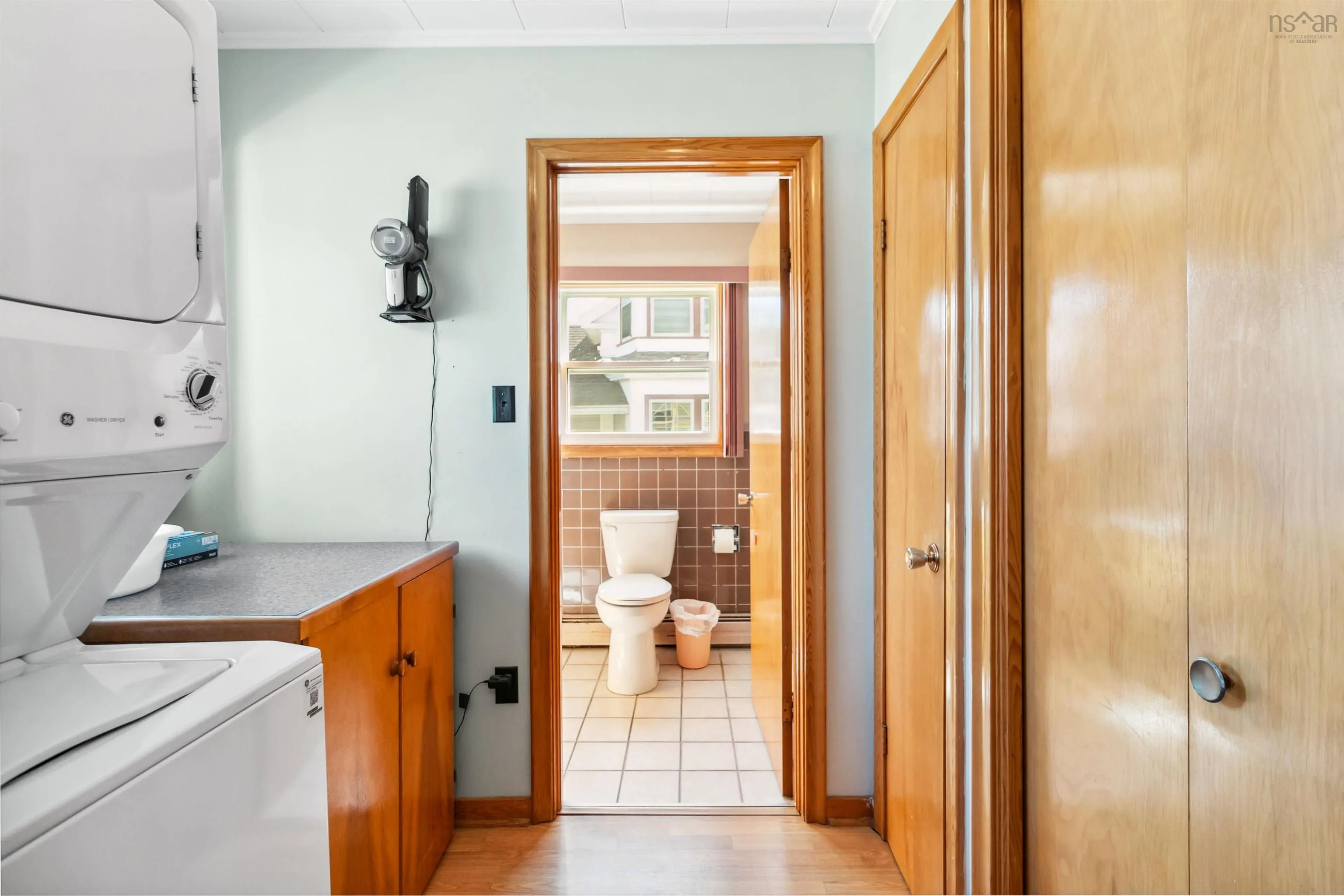 39 Brooklyn Shore Road, Brooklyn Ns B0j 1h0, 3 Bedrooms Bedrooms, ,2 BathroomsBathrooms,Residential,For Sale,Brooklyn Shore,202505391