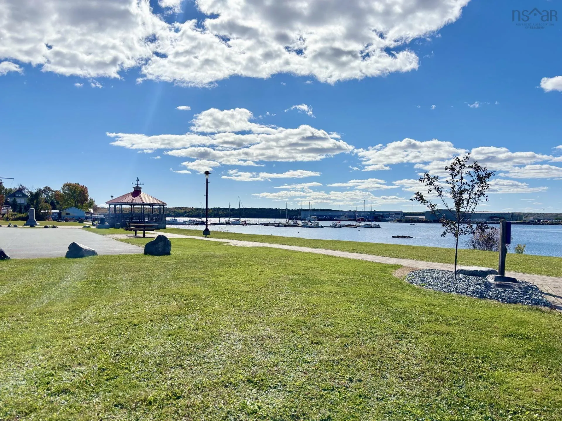 39 Brooklyn Shore Road, Brooklyn, NS B0J 1H0, 3 Bedrooms Bedrooms, ,2 BathroomsBathrooms,Residential,For Sale,Brooklyn Shore,202505391