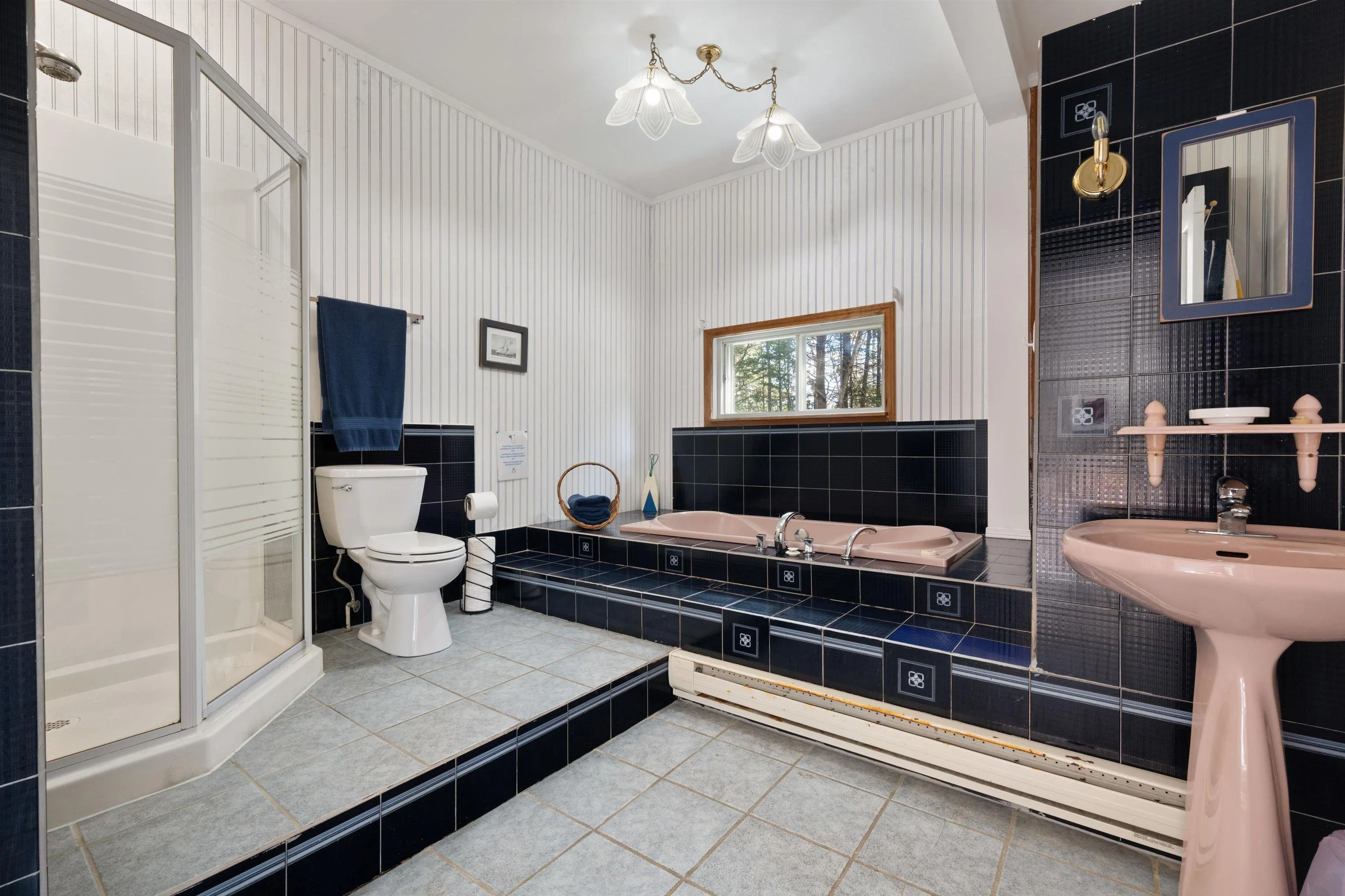 152 Owls Head Drive, Northwest Cove Ns B0j 1t0, 5 Bedrooms Bedrooms, ,3 BathroomsBathrooms,Residential,For Sale,Owls Head,202423941