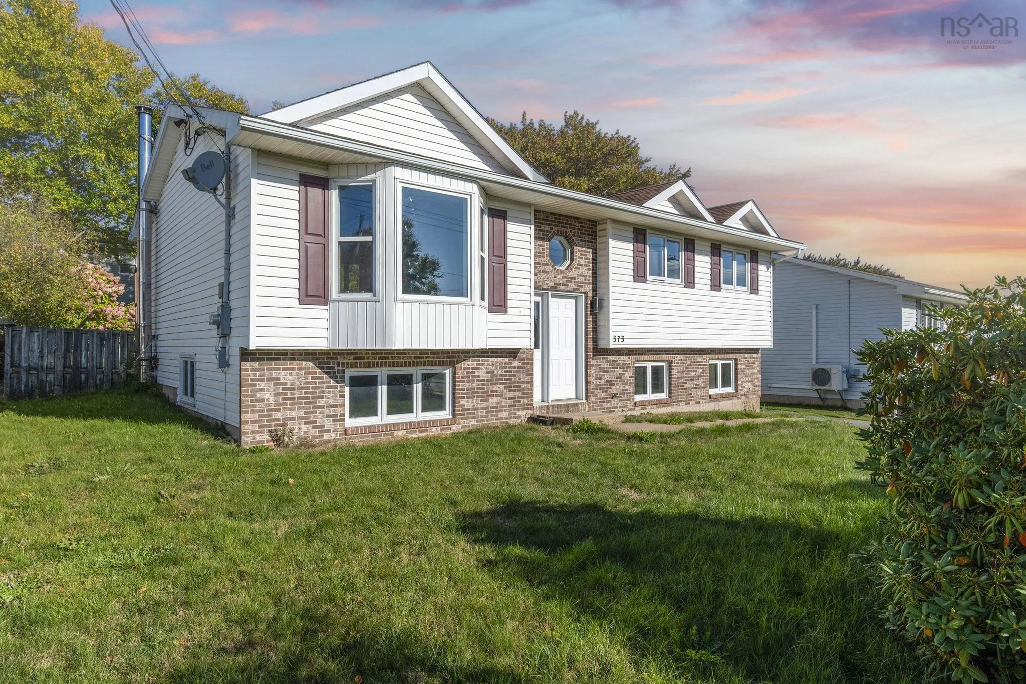 373 Auburn Drive, Dartmouth, NS B2W 6E1, 4 Bedrooms Bedrooms, ,2 BathroomsBathrooms,Residential,For Sale,Auburn,202525529