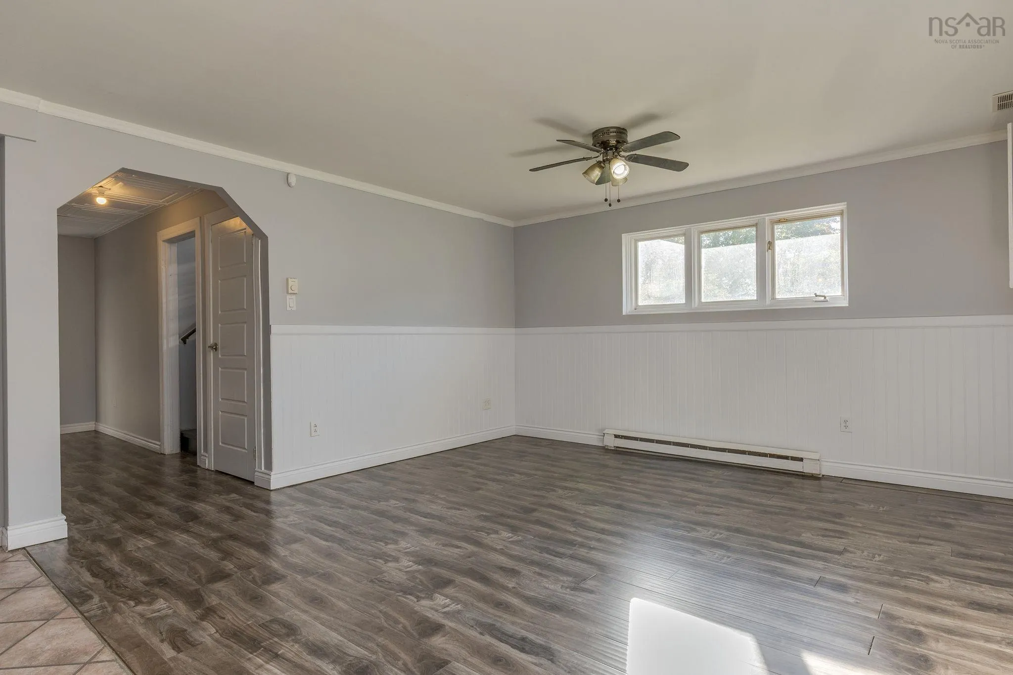 373 Auburn Drive, Dartmouth, NS B2W 6E1, 4 Bedrooms Bedrooms, ,2 BathroomsBathrooms,Residential,For Sale,Auburn,202525529