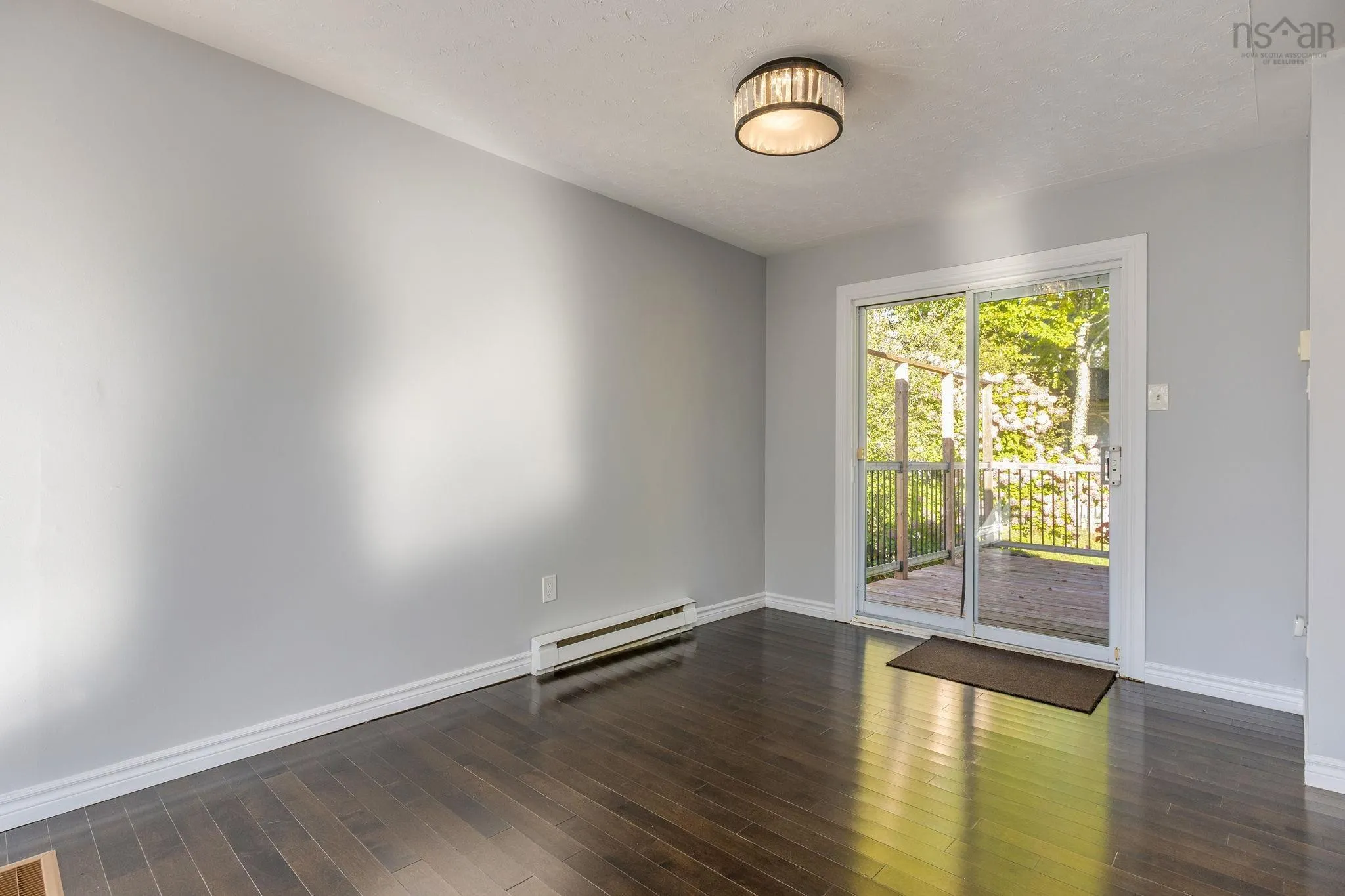 373 Auburn Drive, Dartmouth, NS B2W 6E1, 4 Bedrooms Bedrooms, ,2 BathroomsBathrooms,Residential,For Sale,Auburn,202525529