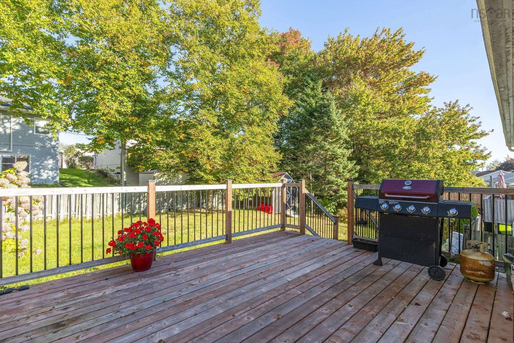 373 Auburn Drive, Dartmouth, NS B2W 6E1, 4 Bedrooms Bedrooms, ,2 BathroomsBathrooms,Residential,For Sale,Auburn,202525529