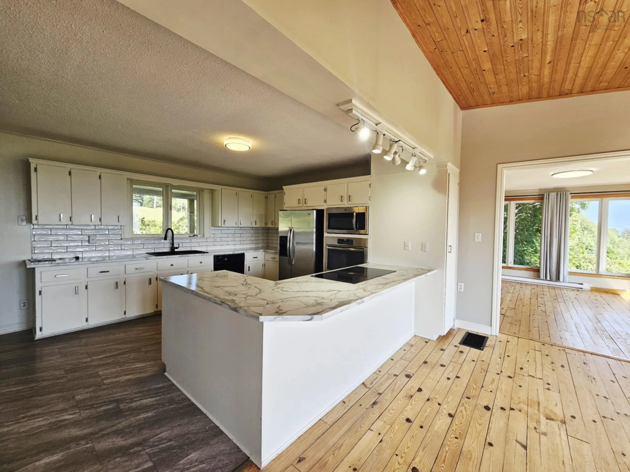 1994 Highway 2, Economy, NS B0M 1B0, 4 Bedrooms Bedrooms, ,2 BathroomsBathrooms,Residential,For Sale,Highway 2,202518881