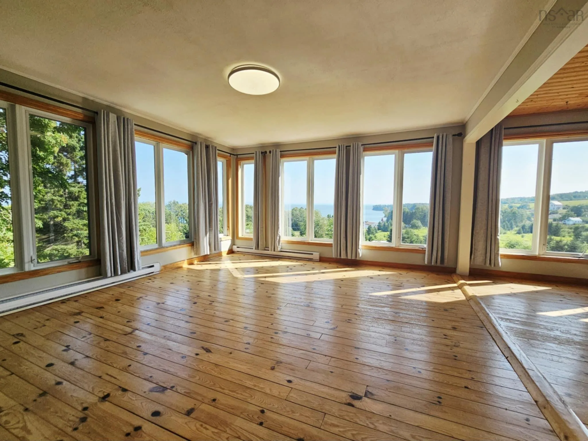 1994 Highway 2, Economy, NS B0M 1B0, 4 Bedrooms Bedrooms, ,2 BathroomsBathrooms,Residential,For Sale,Highway 2,202518881