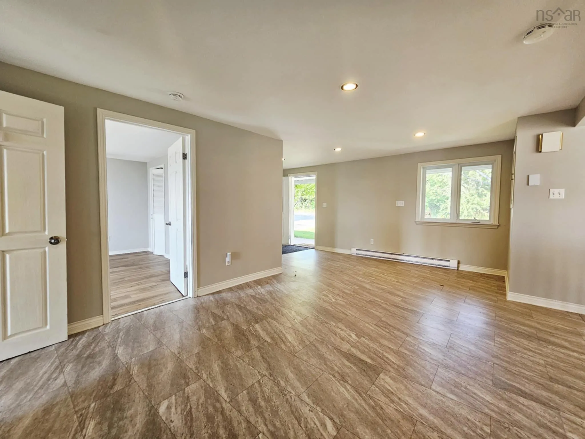 1994 Highway 2, Economy, NS B0M 1B0, 4 Bedrooms Bedrooms, ,2 BathroomsBathrooms,Residential,For Sale,Highway 2,202518881
