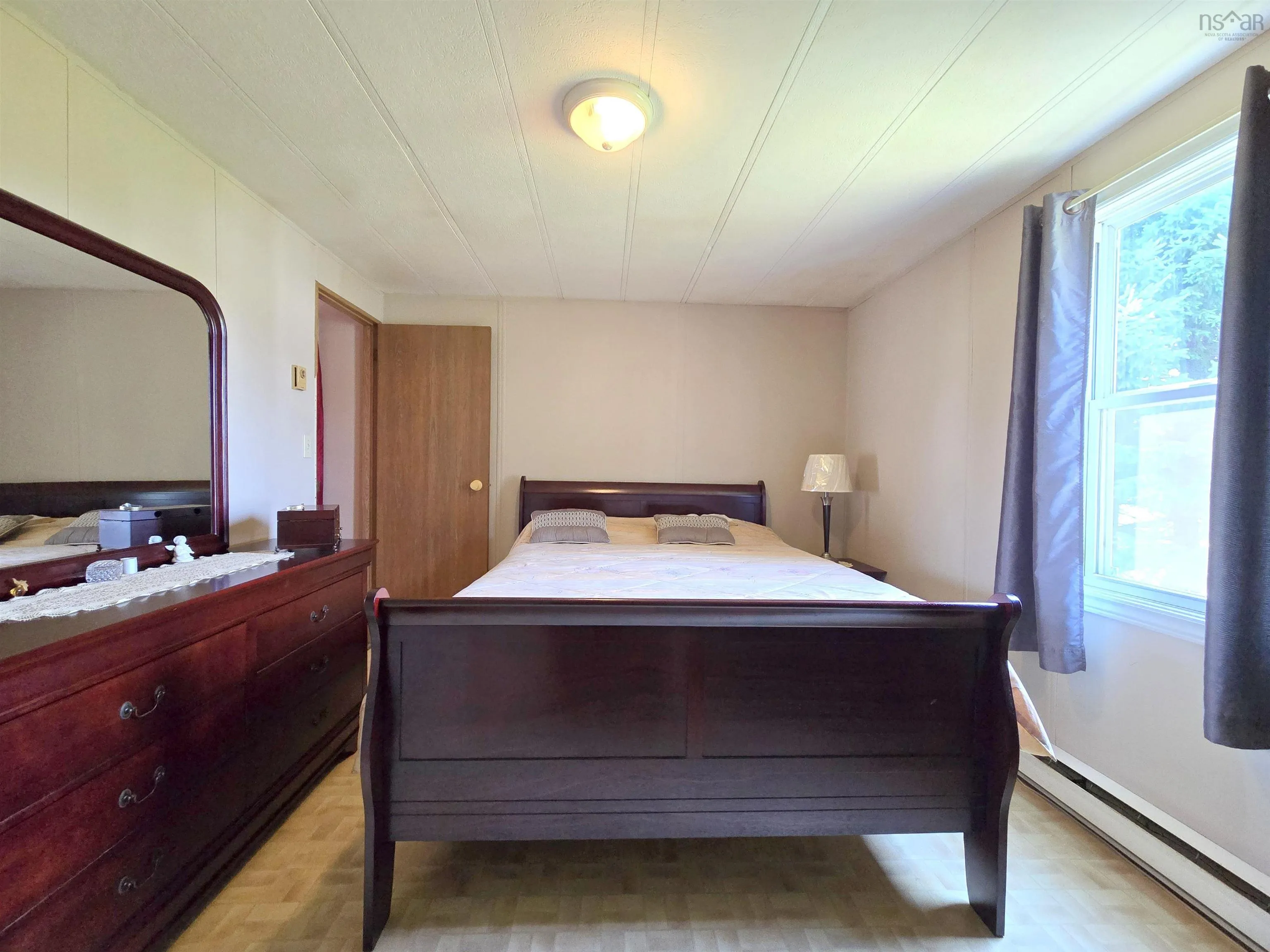 32 Lorne Crescent, Amherst, NS B4H 4B7, 3 Bedrooms Bedrooms, ,1 BathroomBathrooms,Residential,For Sale,Lorne,202519131