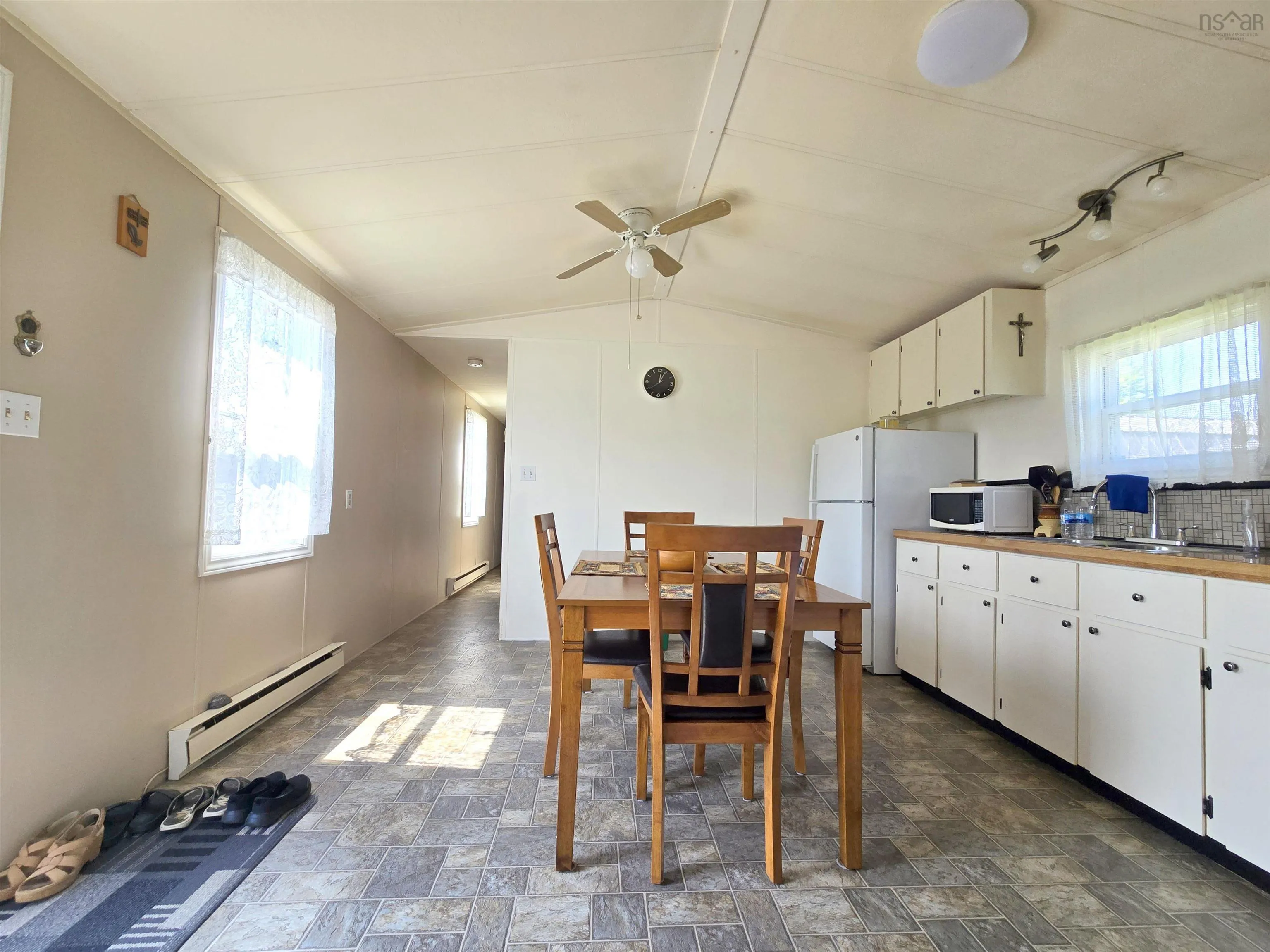 32 Lorne Crescent, Amherst, NS B4H 4B7, 3 Bedrooms Bedrooms, ,1 BathroomBathrooms,Residential,For Sale,Lorne,202519131