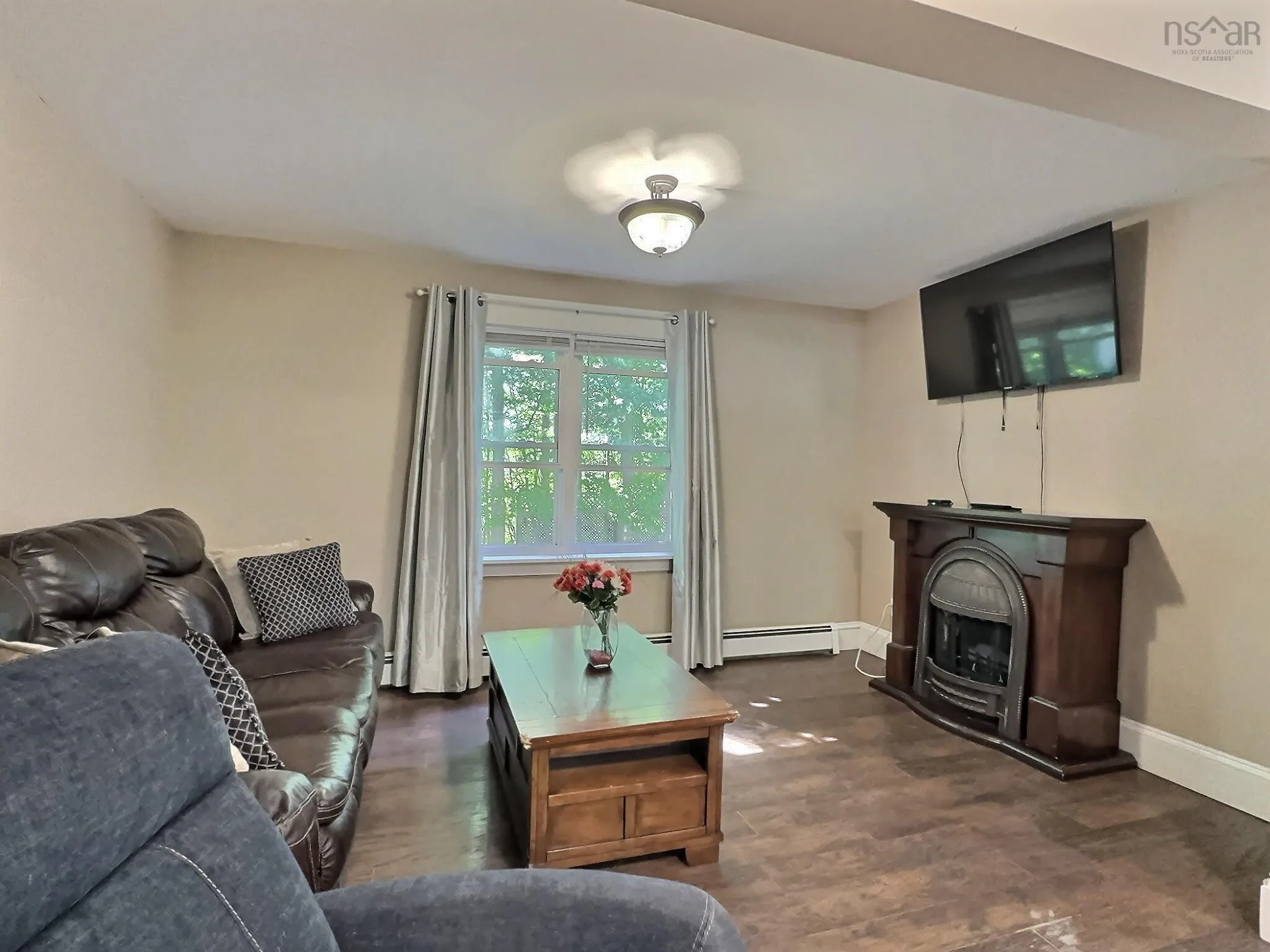 1341 East Prince Street, Truro, NS B2N 1J5, 3 Bedrooms Bedrooms, ,2 BathroomsBathrooms,Residential,For Sale,East Prince,202520820