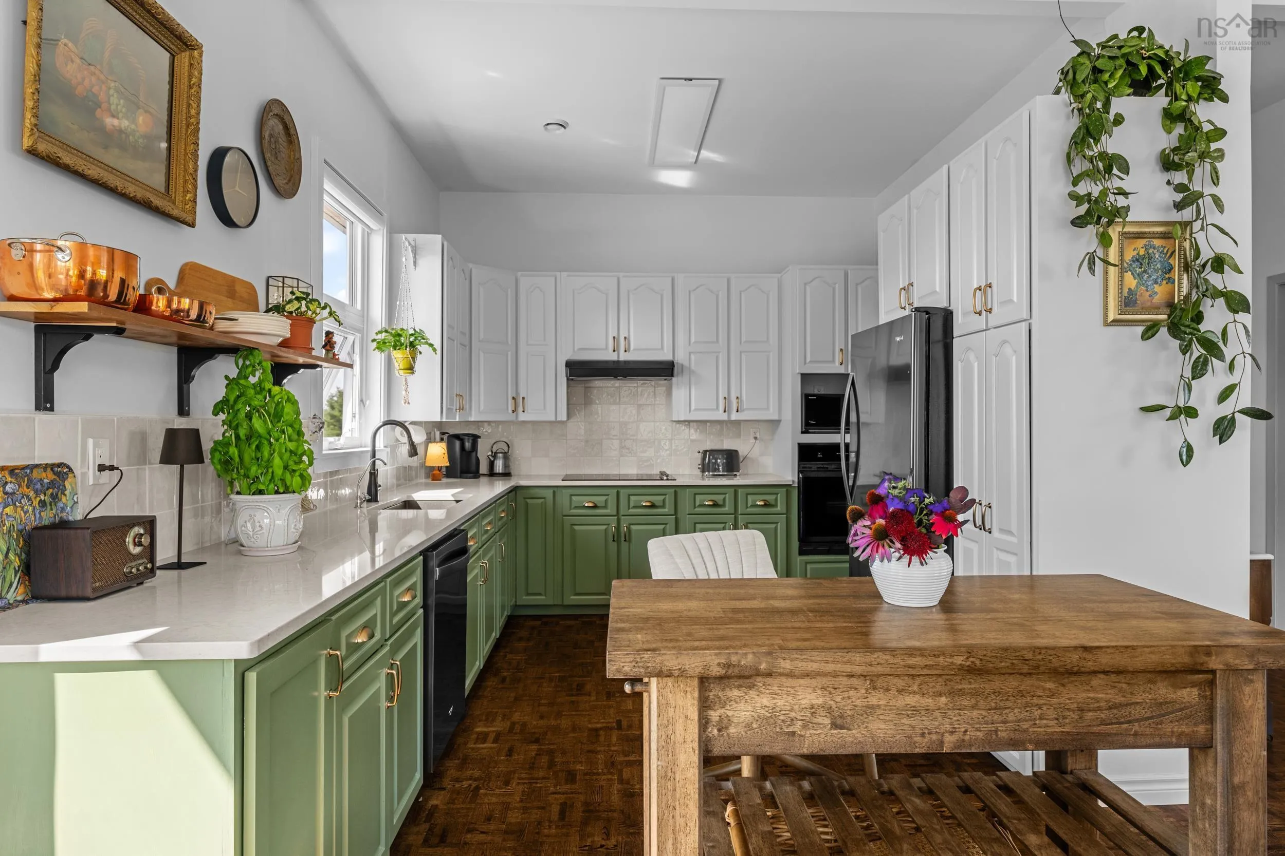 22 Beechview Drive, Chester, NS B0J 1J0, 3 Bedrooms Bedrooms, ,2 BathroomsBathrooms,Residential,For Sale,Beechview,202521620