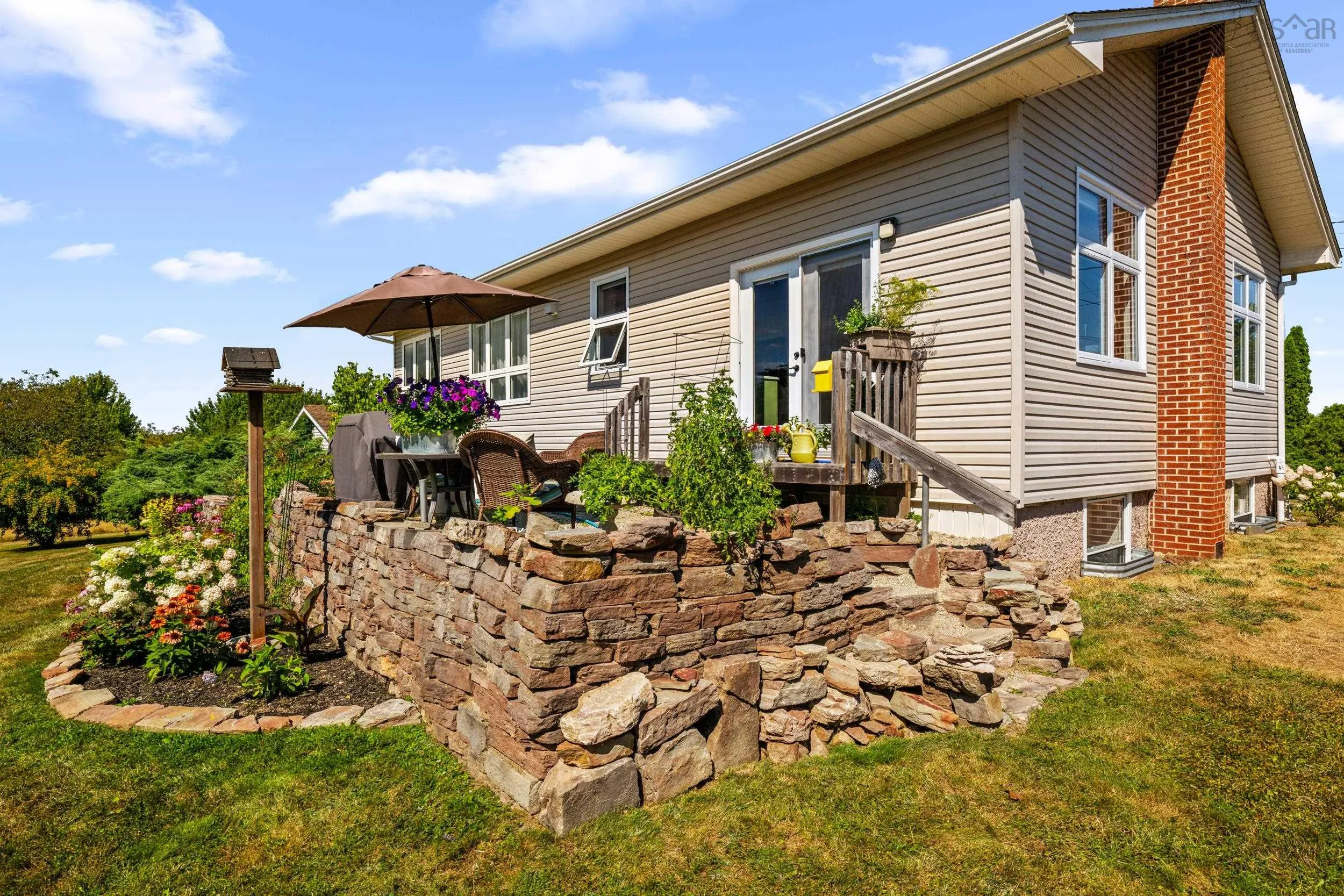 22 Beechview Drive, Chester, NS B0J 1J0, 3 Bedrooms Bedrooms, ,2 BathroomsBathrooms,Residential,For Sale,Beechview,202521620