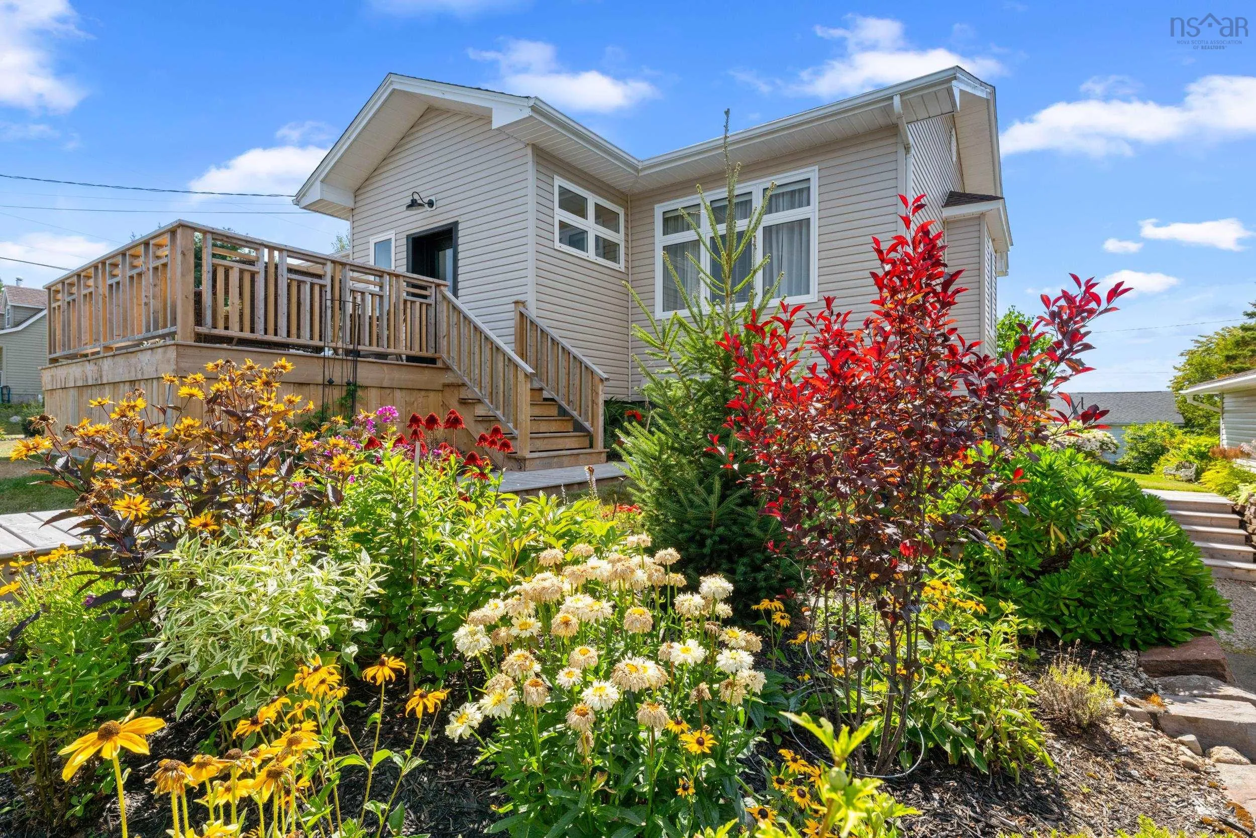 22 Beechview Drive, Chester, NS B0J 1J0, 3 Bedrooms Bedrooms, ,2 BathroomsBathrooms,Residential,For Sale,Beechview,202521620