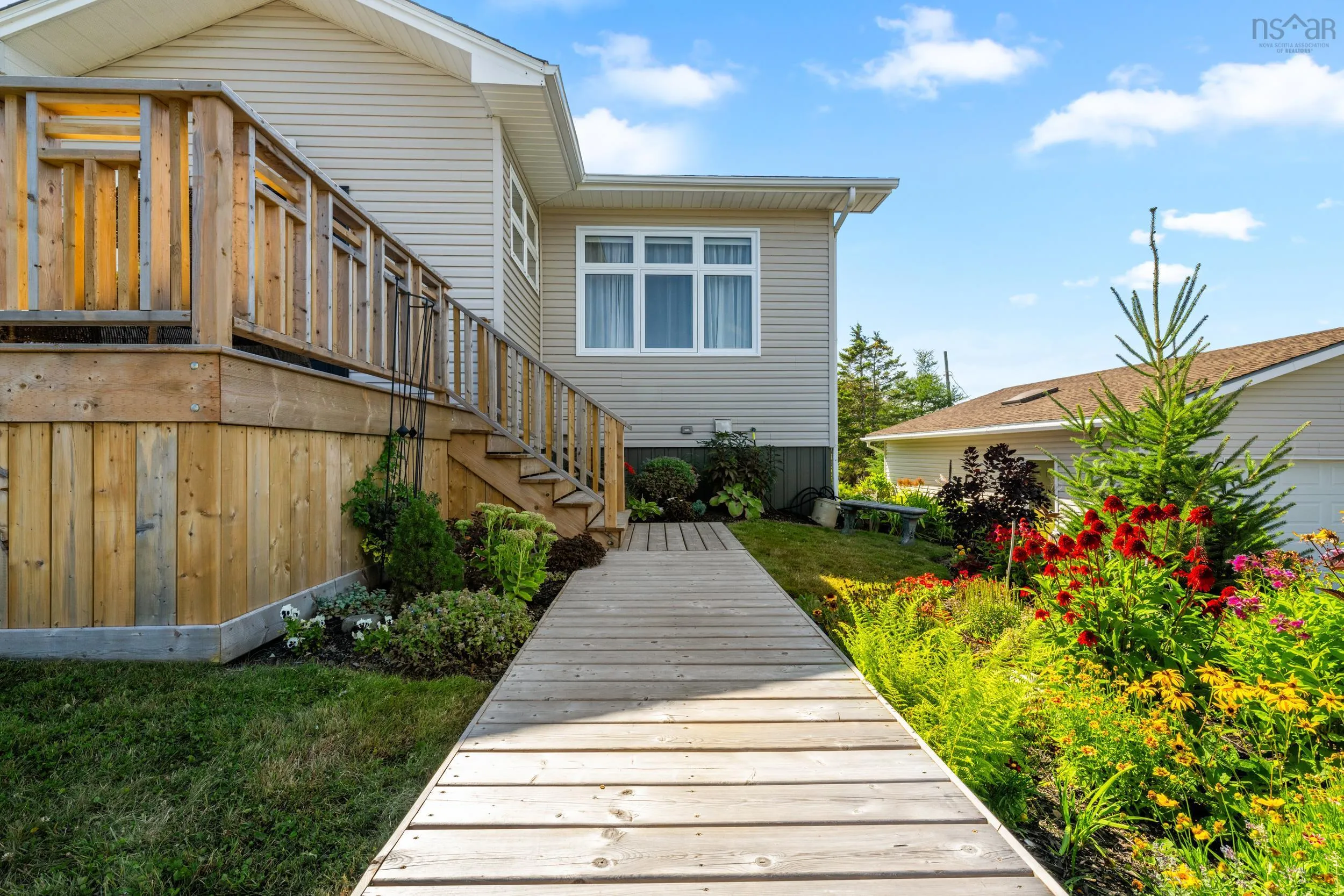 22 Beechview Drive, Chester, NS B0J 1J0, 3 Bedrooms Bedrooms, ,2 BathroomsBathrooms,Residential,For Sale,Beechview,202521620