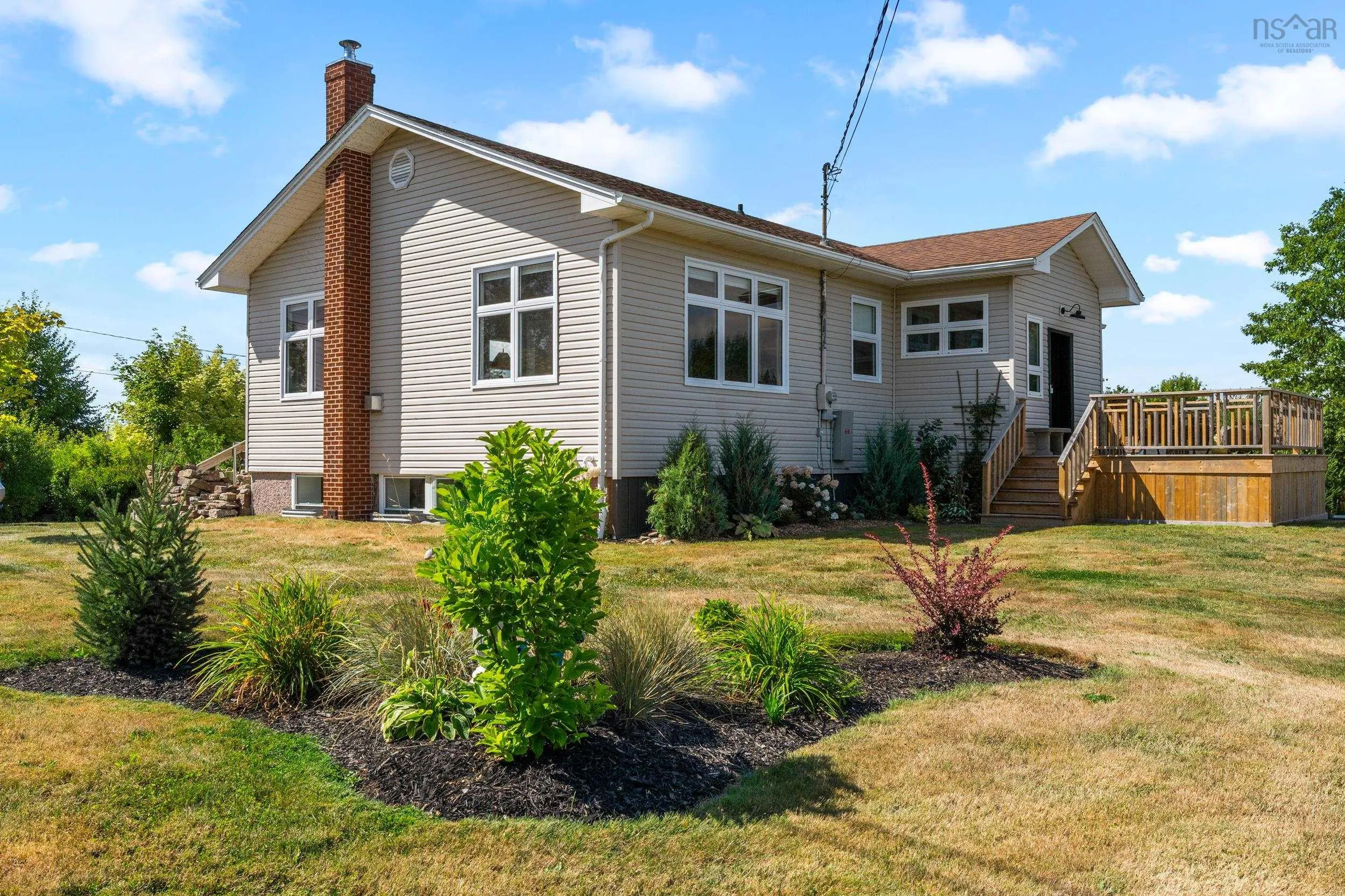 22 Beechview Drive, Chester, NS B0J 1J0, 3 Bedrooms Bedrooms, ,2 BathroomsBathrooms,Residential,For Sale,Beechview,202521620