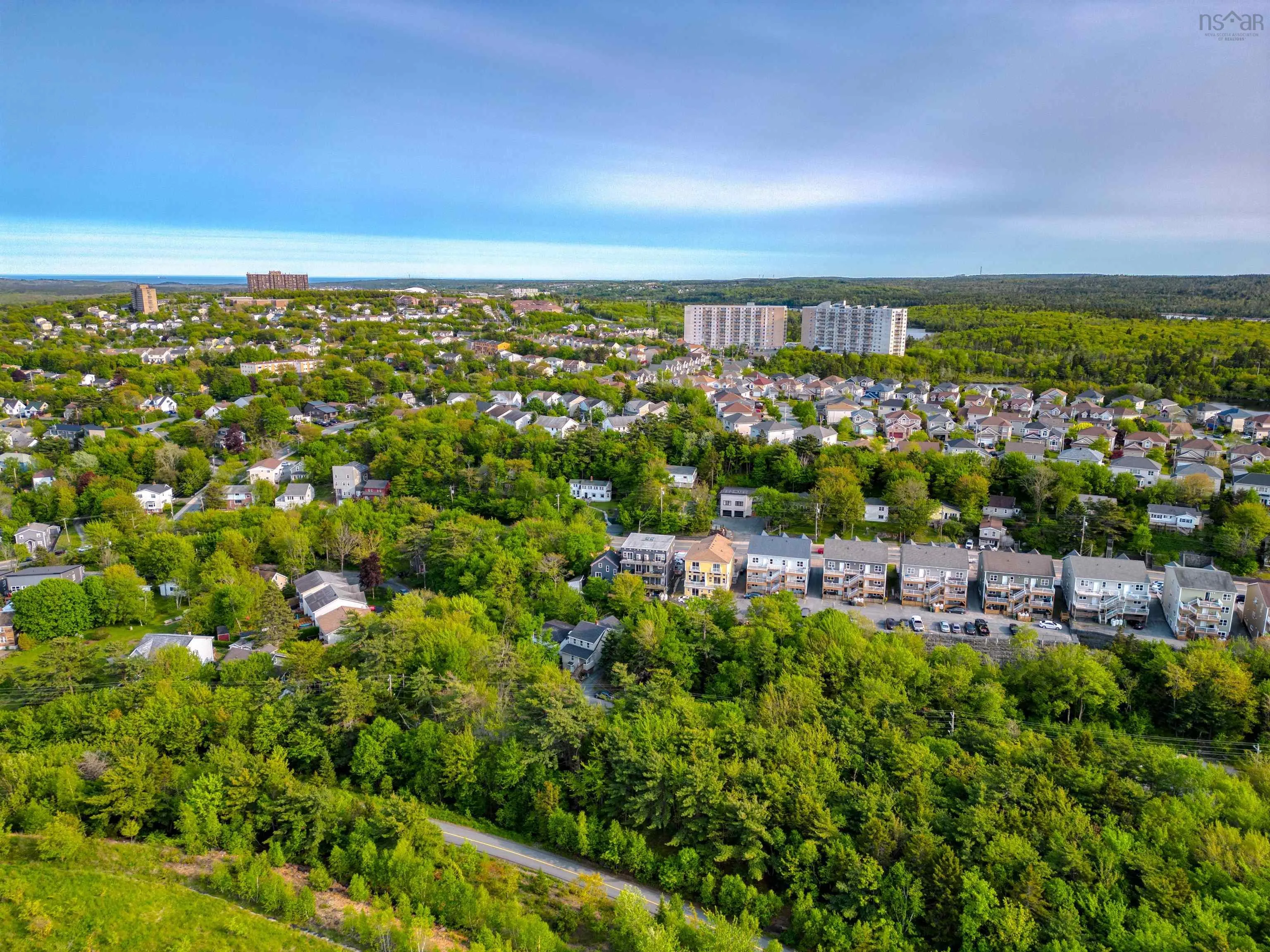 20-22 Coronet Avenue, Halifax, NS B3N 1L5, 6 Bedrooms Bedrooms, ,Residential Income,For Sale,Coronet,202514005