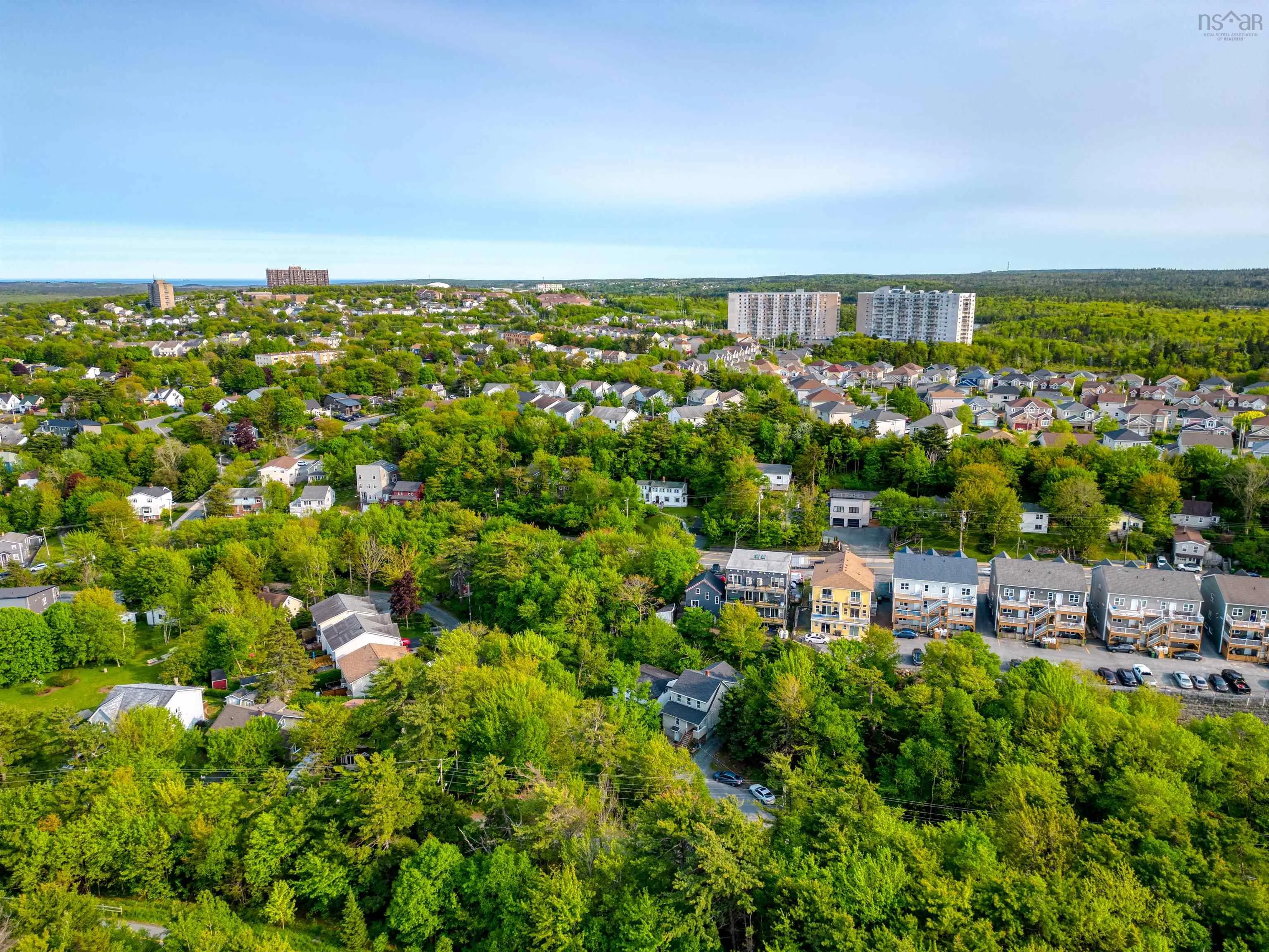 20-22 Coronet Avenue, Halifax, NS B3N 1L5, 6 Bedrooms Bedrooms, ,Residential Income,For Sale,Coronet,202514005