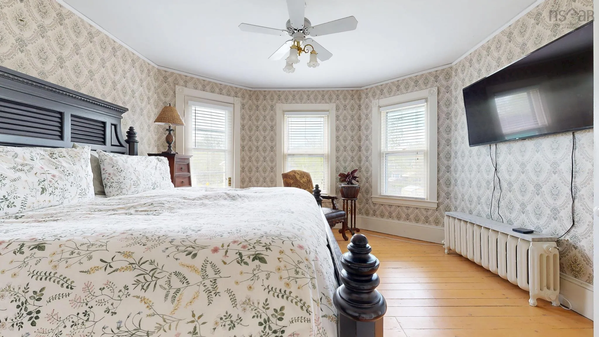78 Pleasant Street, Mahone Bay, NS B0J 2E0, 5 Bedrooms Bedrooms, ,2 BathroomsBathrooms,Residential,For Sale,Pleasant,202513201