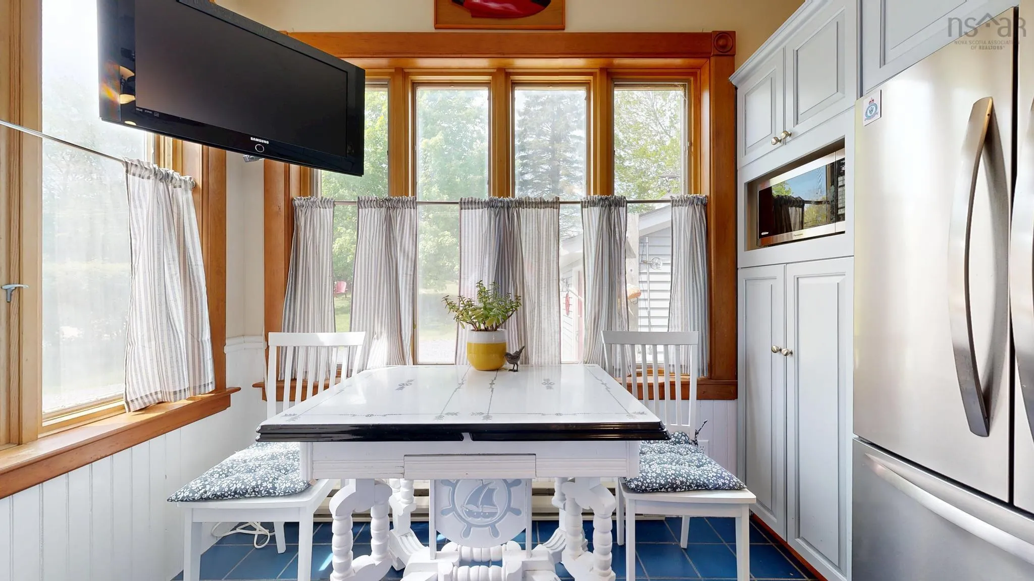 78 Pleasant Street, Mahone Bay, NS B0J 2E0, 5 Bedrooms Bedrooms, ,2 BathroomsBathrooms,Residential,For Sale,Pleasant,202513201