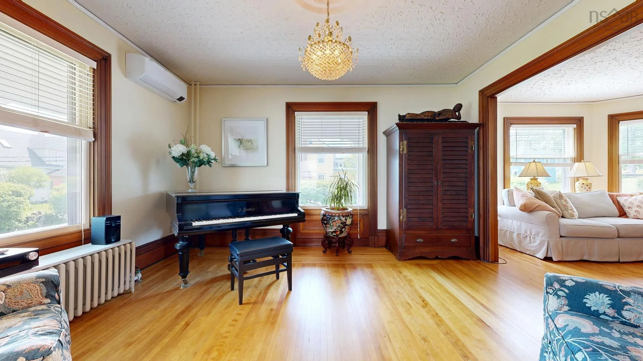 78 Pleasant Street, Mahone Bay, NS B0J 2E0, 5 Bedrooms Bedrooms, ,2 BathroomsBathrooms,Residential,For Sale,Pleasant,202513201