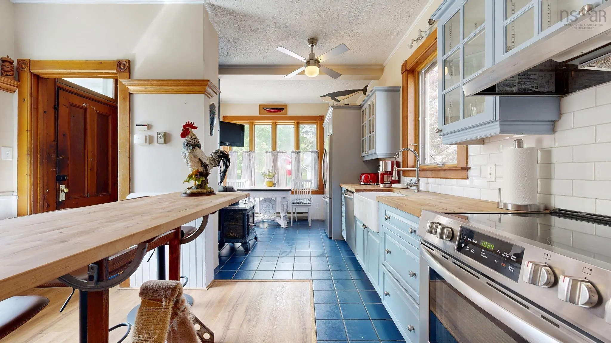 78 Pleasant Street, Mahone Bay, NS B0J 2E0, 5 Bedrooms Bedrooms, ,2 BathroomsBathrooms,Residential,For Sale,Pleasant,202513201
