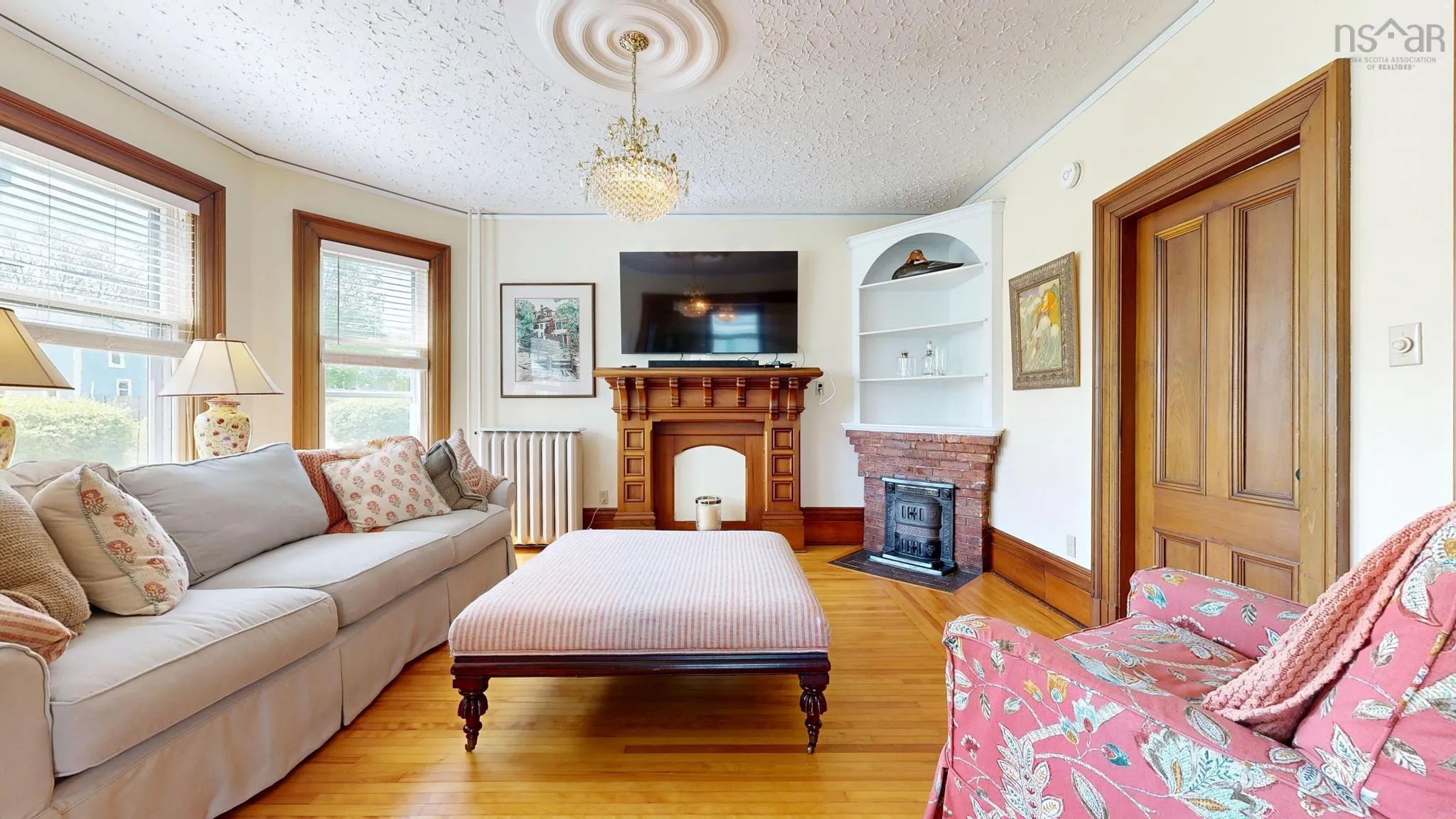 78 Pleasant Street, Mahone Bay, NS B0J 2E0, 5 Bedrooms Bedrooms, ,2 BathroomsBathrooms,Residential,For Sale,Pleasant,202513201