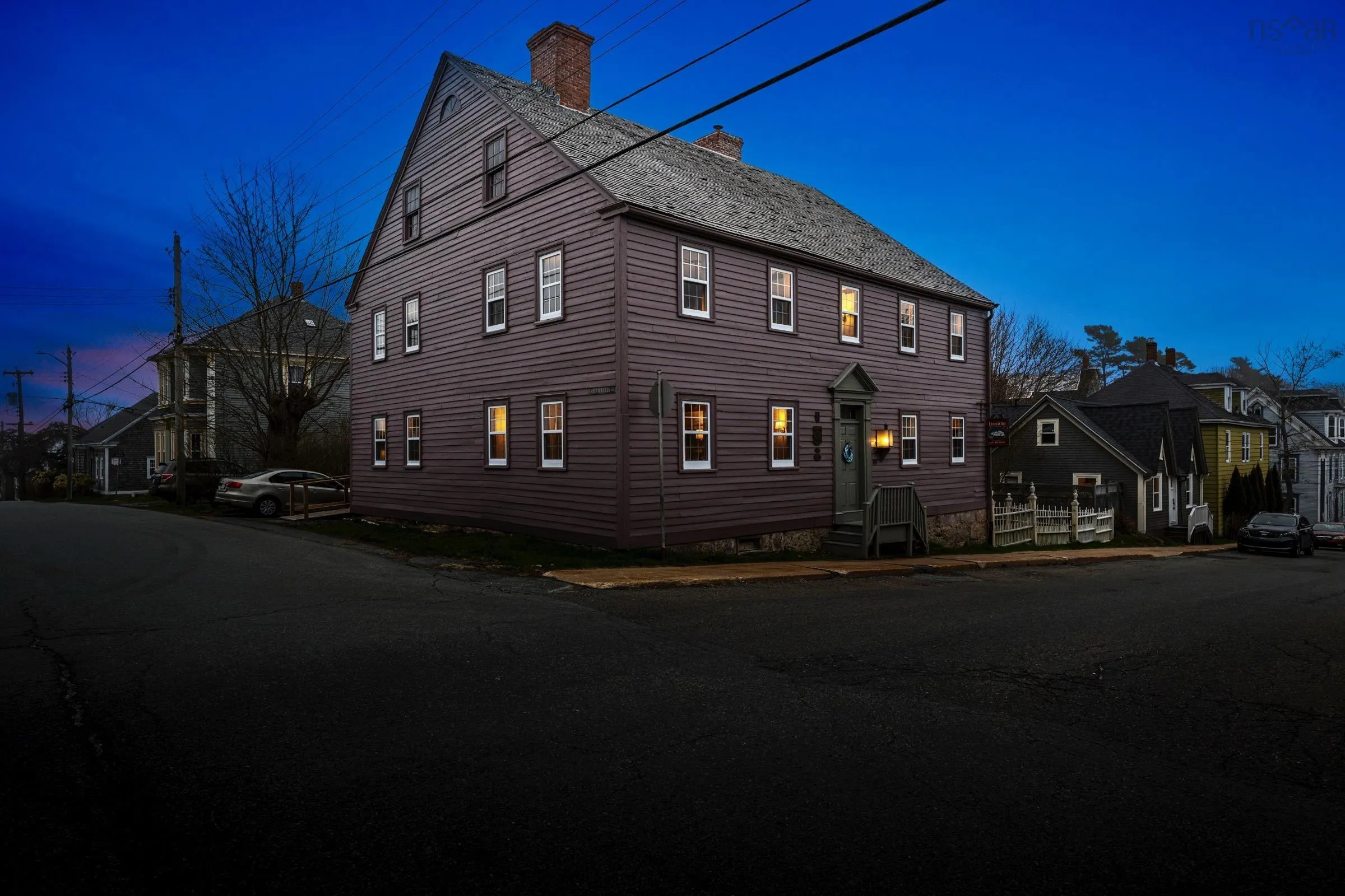 69 Fox Street, Lunenburg Ns B0j 2c0, ,Commercial Sale,For Sale,Fox,202506203