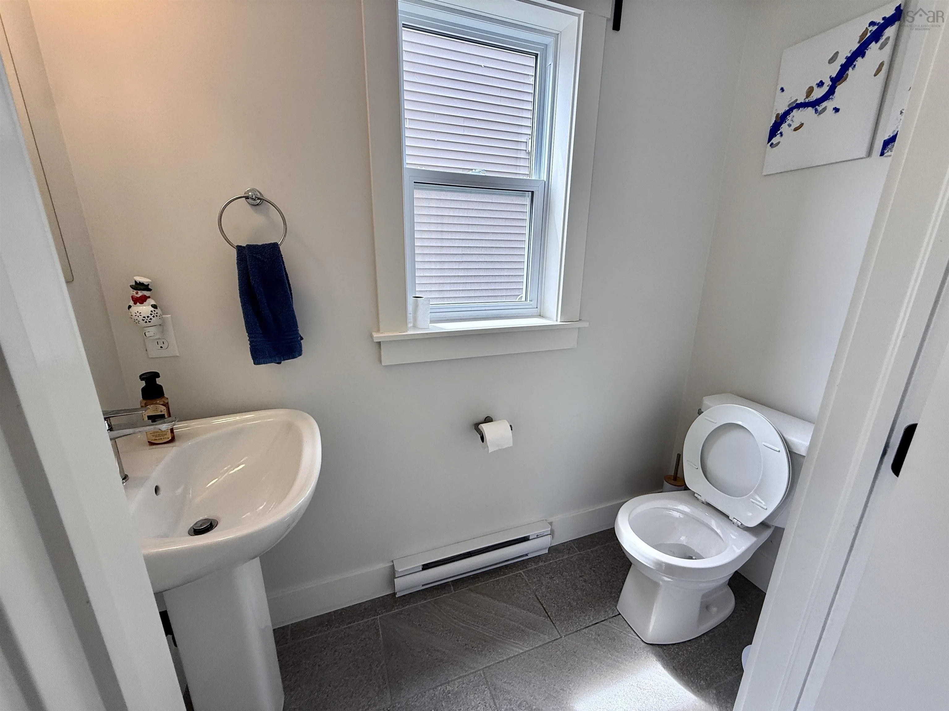 8 Quartz Drive, Halifax, NS B3P 0E4, 3 Bedrooms Bedrooms, ,4 BathroomsBathrooms,Residential,For Sale,Quartz,202518177