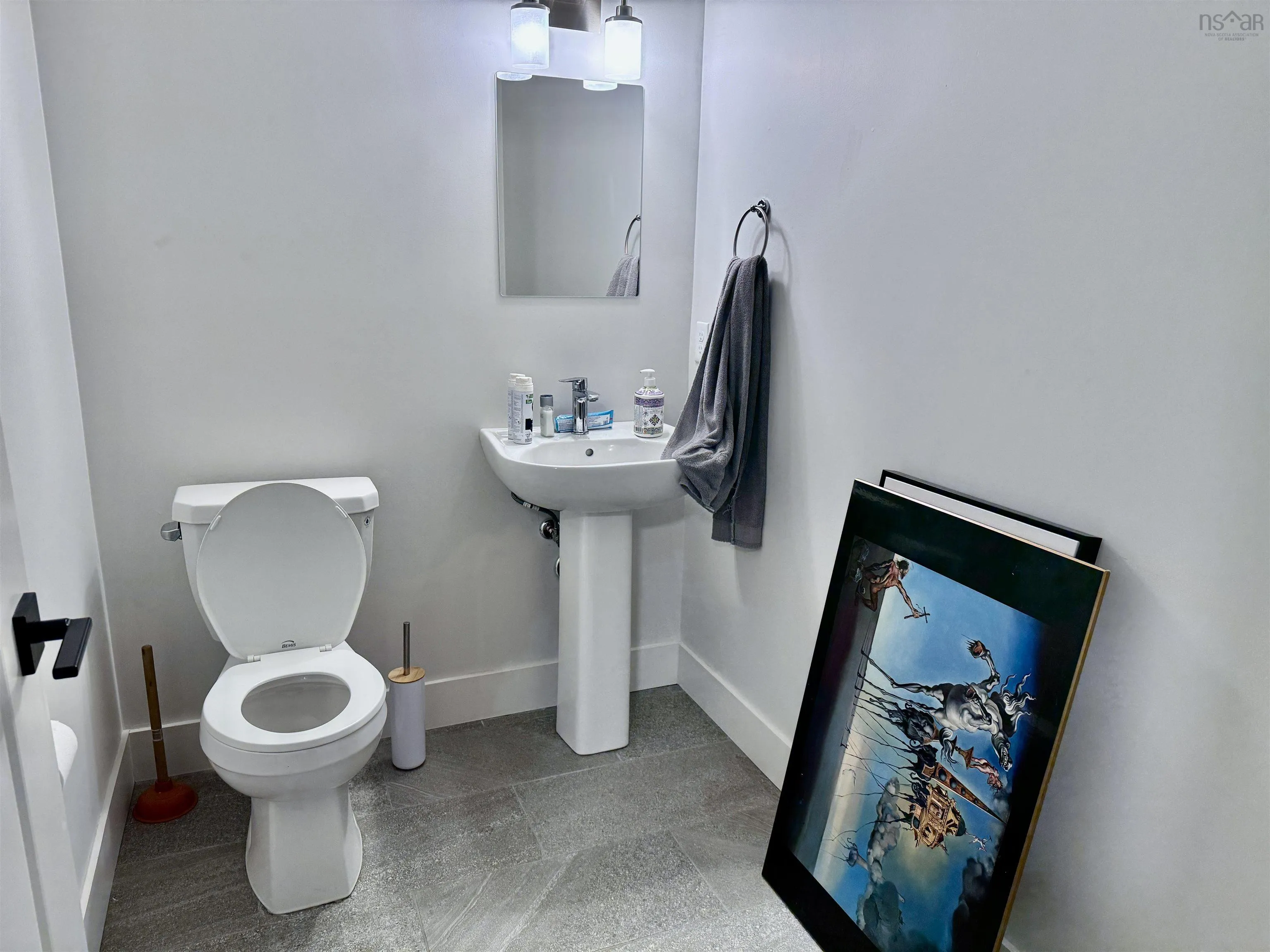 8 Quartz Drive, Halifax, NS B3P 0E4, 3 Bedrooms Bedrooms, ,4 BathroomsBathrooms,Residential,For Sale,Quartz,202518177