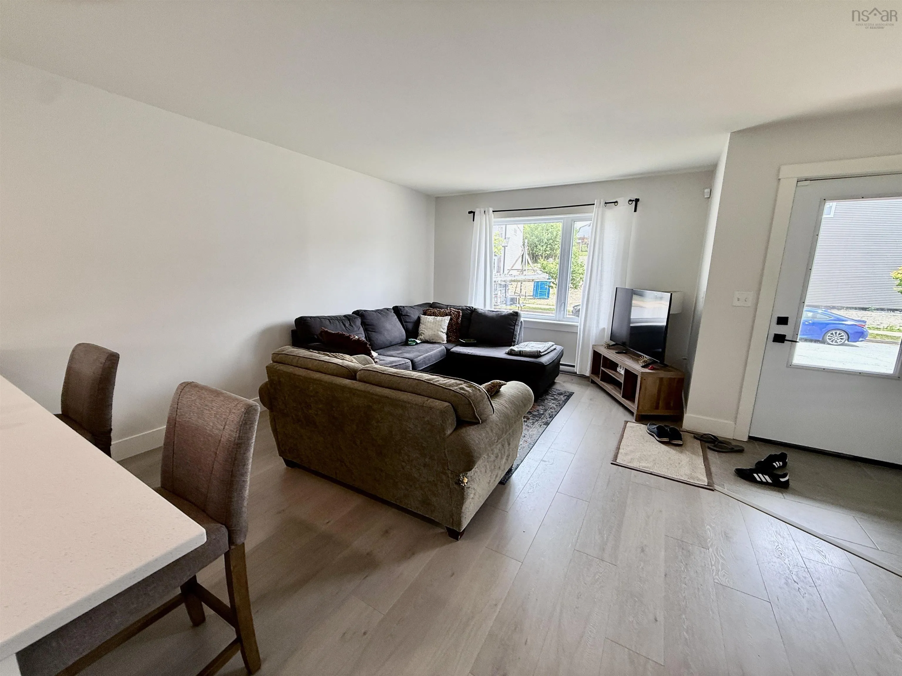 8 Quartz Drive, Halifax, NS B3P 0E4, 3 Bedrooms Bedrooms, ,4 BathroomsBathrooms,Residential,For Sale,Quartz,202518177