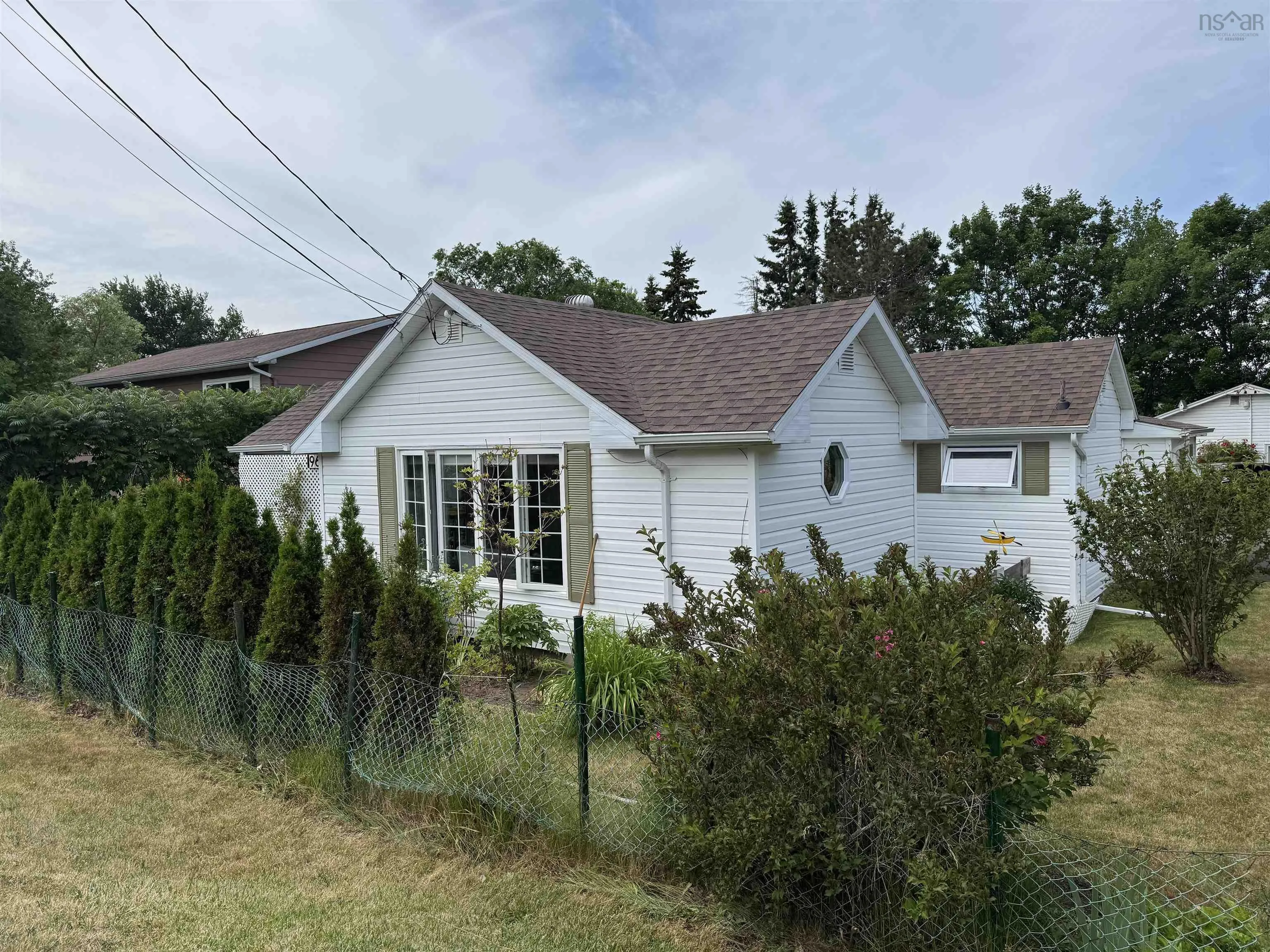 96 Forrest Street, Sydney Mines, NS B1V 2B5, 2 Bedrooms Bedrooms, ,1 BathroomBathrooms,Residential,For Sale,Forrest,202517734
