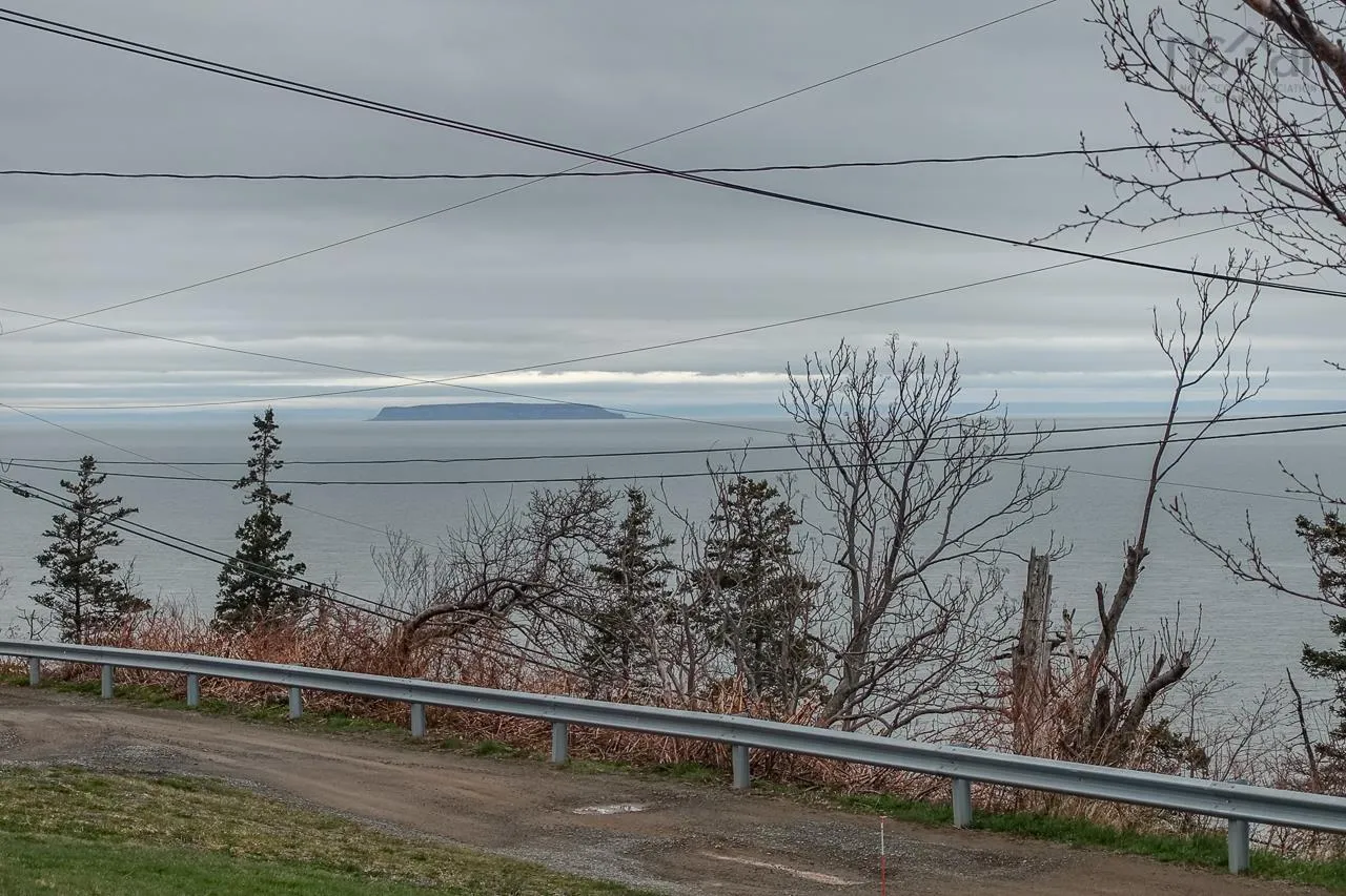 22 Pent Road, Harbourville, NS B0P 1E0, 3 Bedrooms Bedrooms, ,1 BathroomBathrooms,Residential,For Sale,Pent,202511036