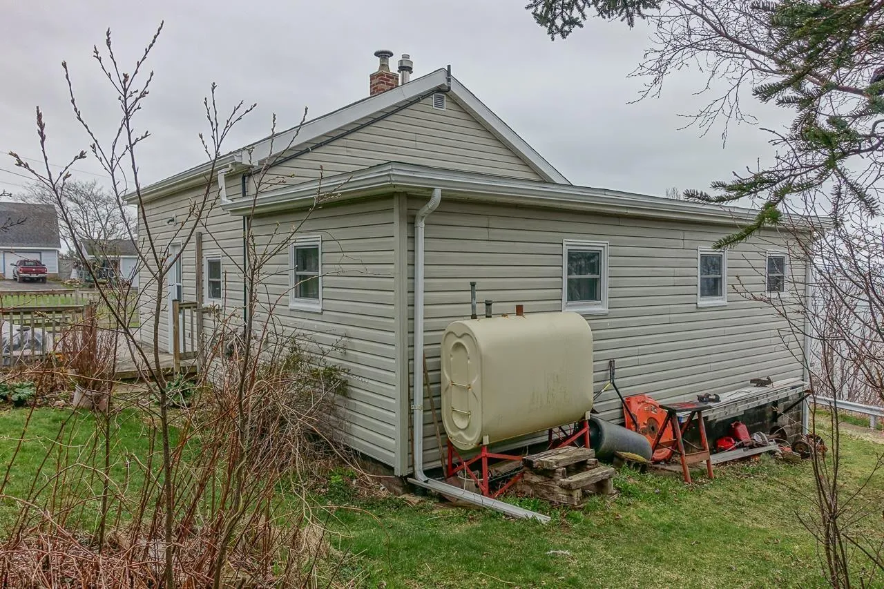 22 Pent Road, Harbourville, NS B0P 1E0, 3 Bedrooms Bedrooms, ,1 BathroomBathrooms,Residential,For Sale,Pent,202511036