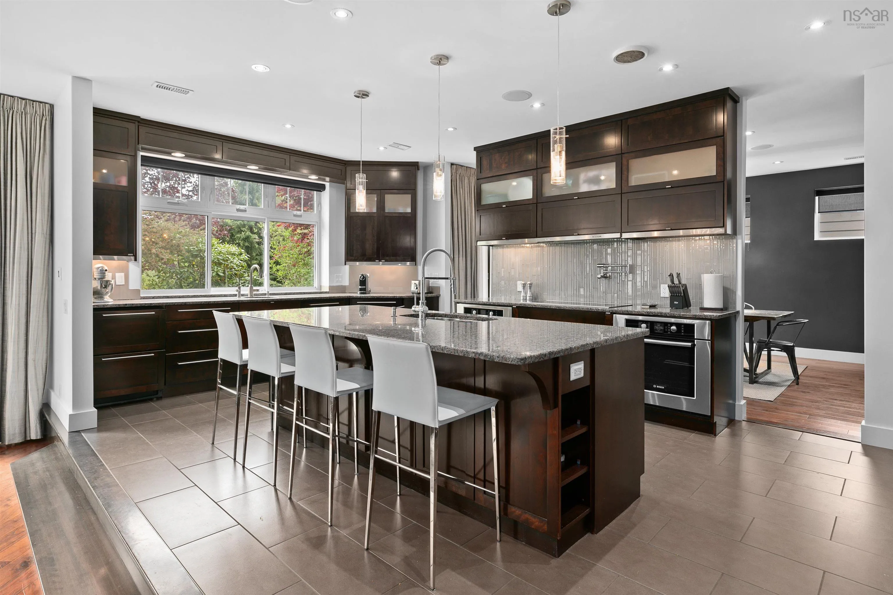 6640 Jubilee Road, Halifax, NS B3H 2H4, 6 Bedrooms Bedrooms, ,5 BathroomsBathrooms,Residential,For Sale,Jubilee,202513763