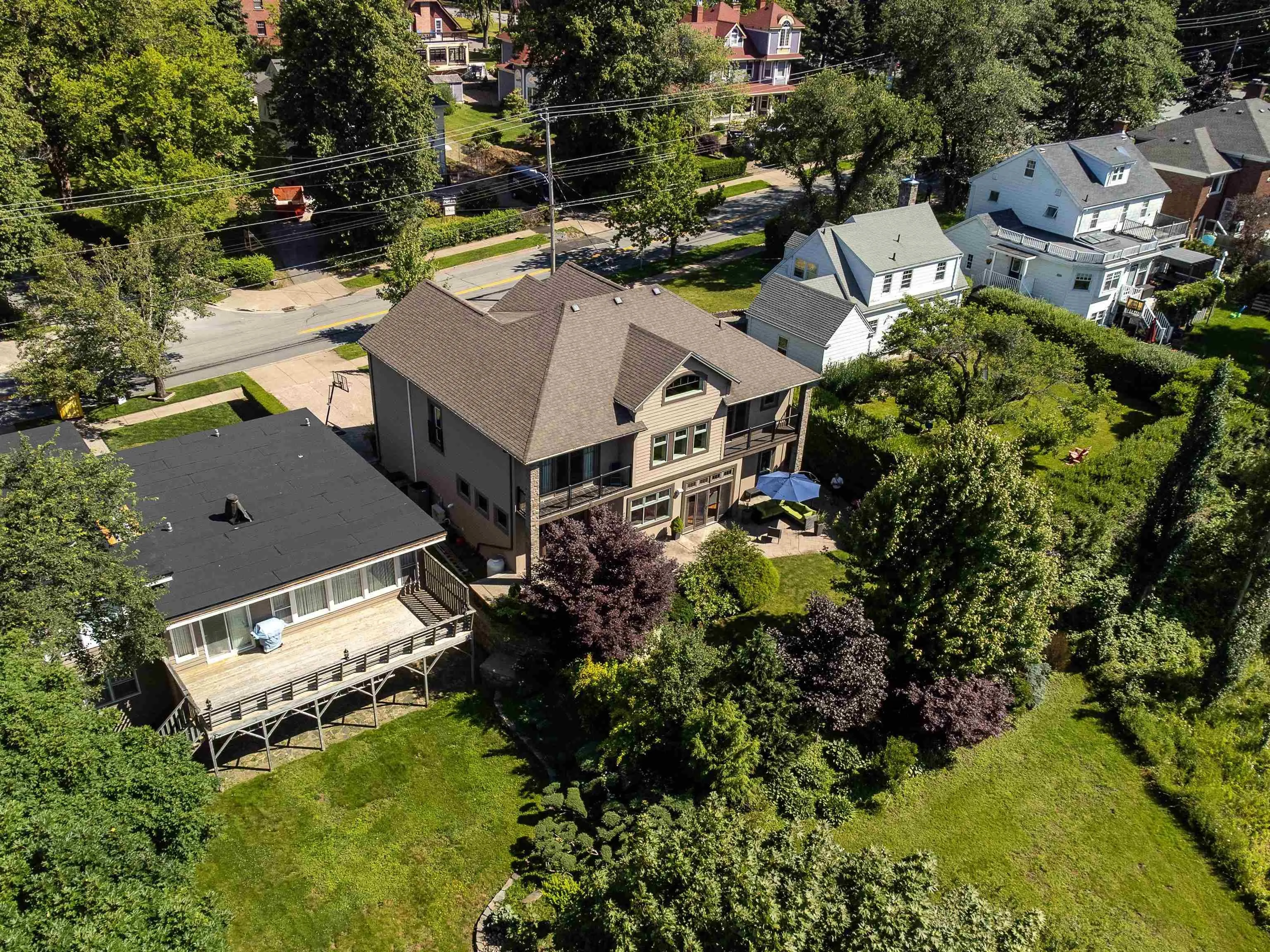6640 Jubilee Road, Halifax, NS B3H 2H4, 6 Bedrooms Bedrooms, ,5 BathroomsBathrooms,Residential,For Sale,Jubilee,202513763