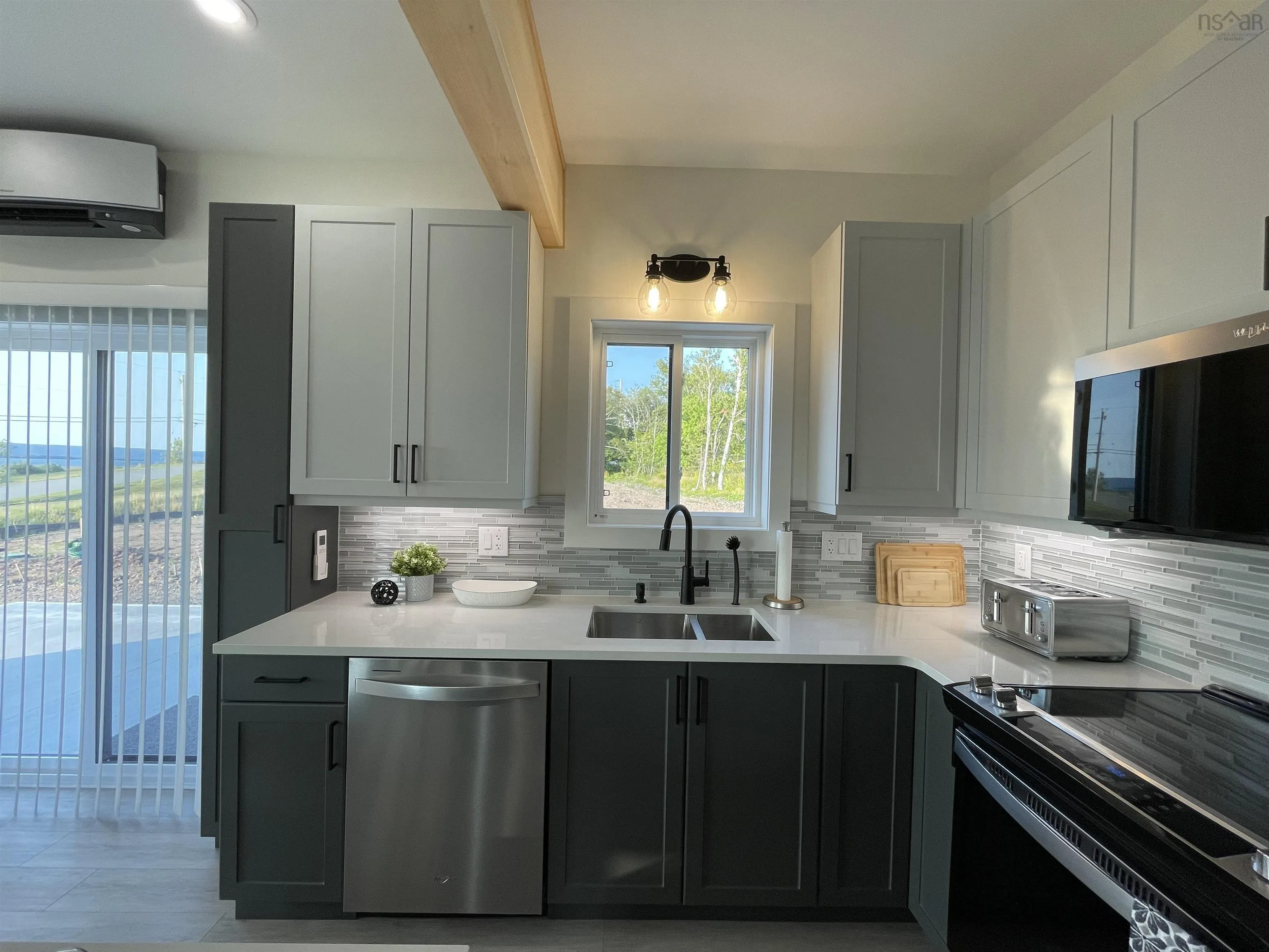 24 Dundee Villas Lane Lane, Dundee, NS B0E 3K0, 3 Bedrooms Bedrooms, ,3 BathroomsBathrooms,Residential,For Sale,Dundee Villas Lane,202523525