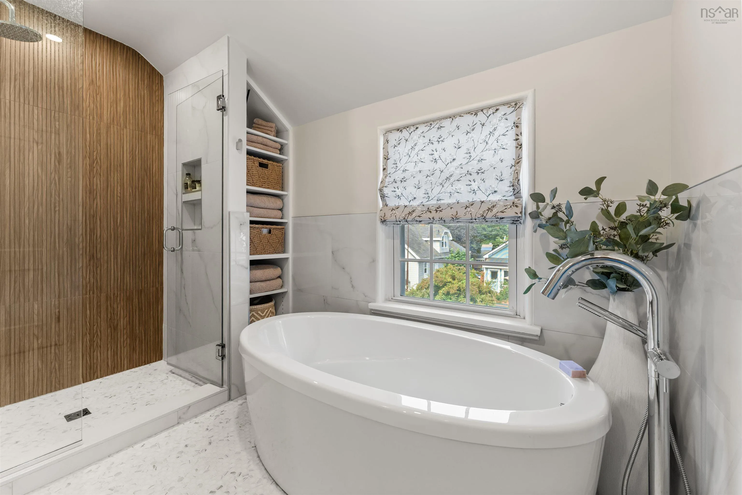 6347 London Street, Halifax, NS B3L 1X2, 3 Bedrooms Bedrooms, ,2 BathroomsBathrooms,Residential,For Sale,London,202521226
