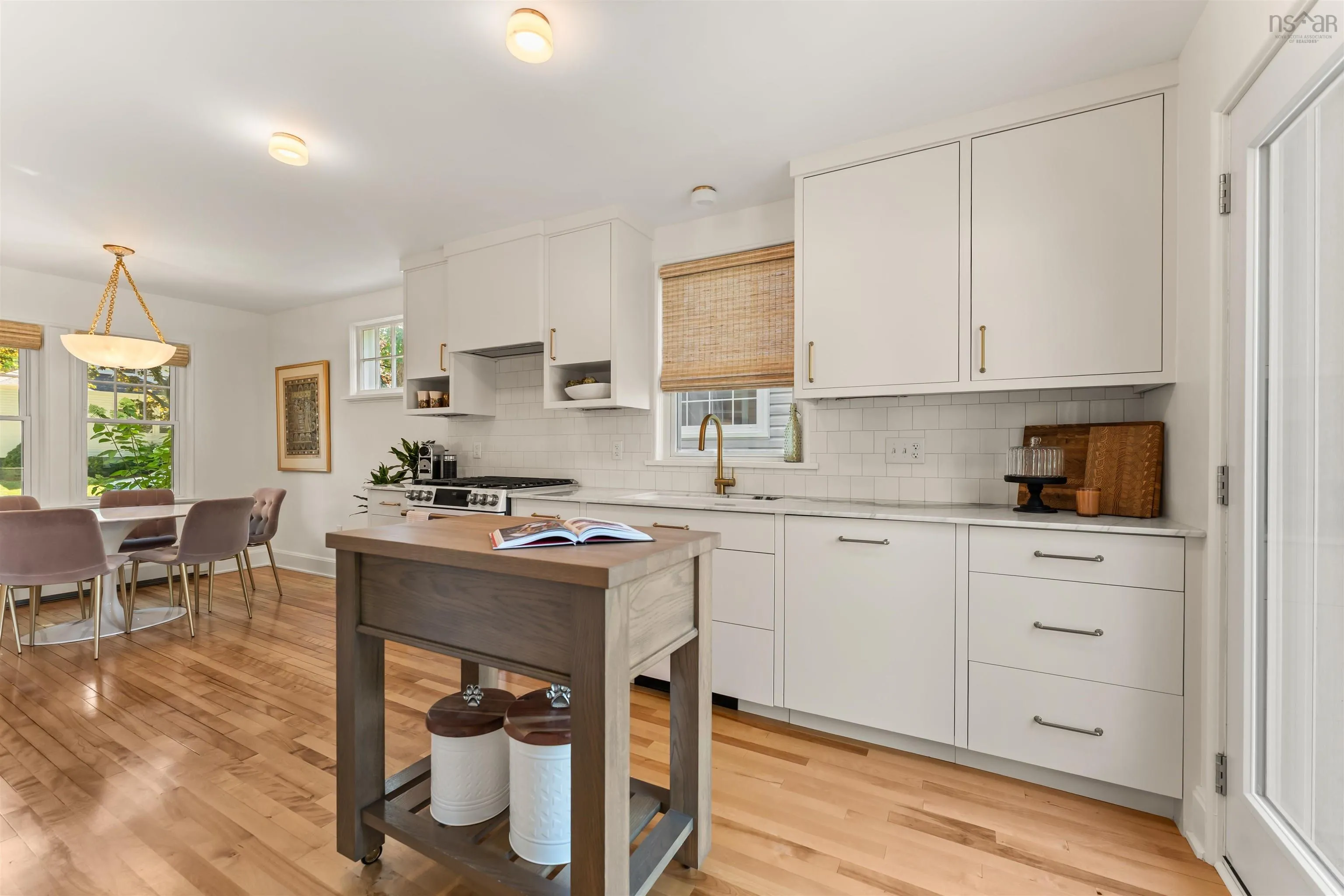 6347 London Street, Halifax, NS B3L 1X2, 3 Bedrooms Bedrooms, ,2 BathroomsBathrooms,Residential,For Sale,London,202521226