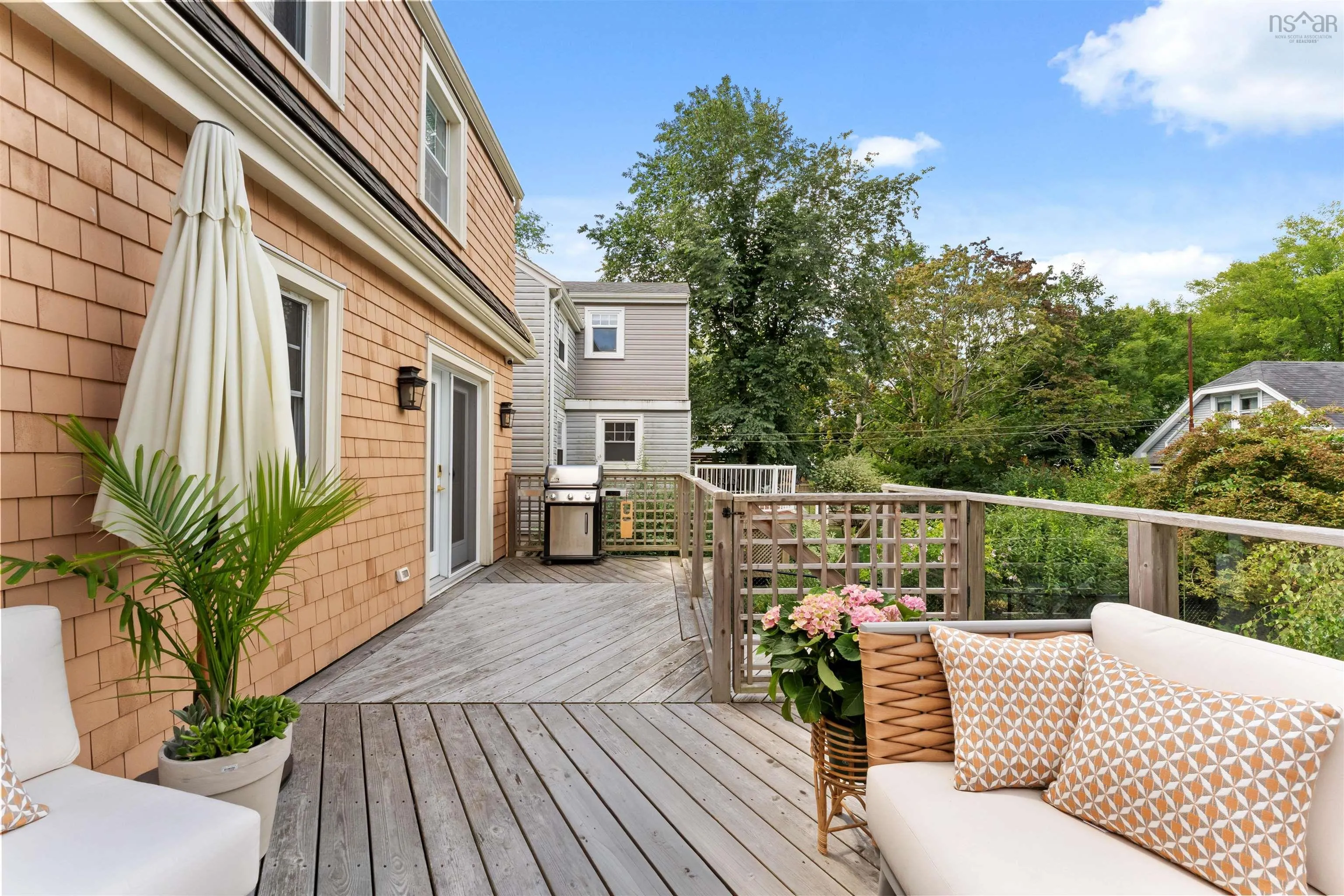 6347 London Street, Halifax, NS B3L 1X2, 3 Bedrooms Bedrooms, ,2 BathroomsBathrooms,Residential,For Sale,London,202521226