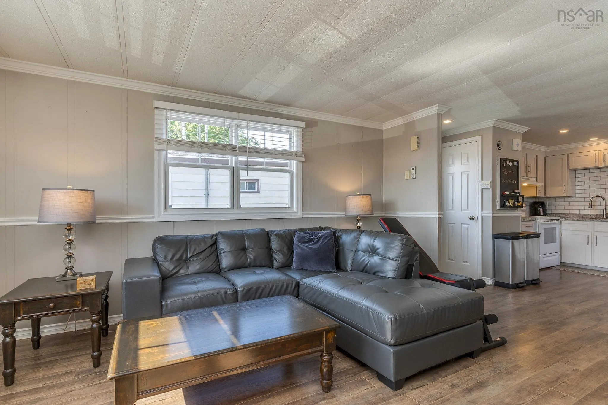 6 Lacomb Drive, Dartmouth, NS B2Y 2A2, 2 Bedrooms Bedrooms, ,1 BathroomBathrooms,Residential,For Sale,Lacomb,202518909