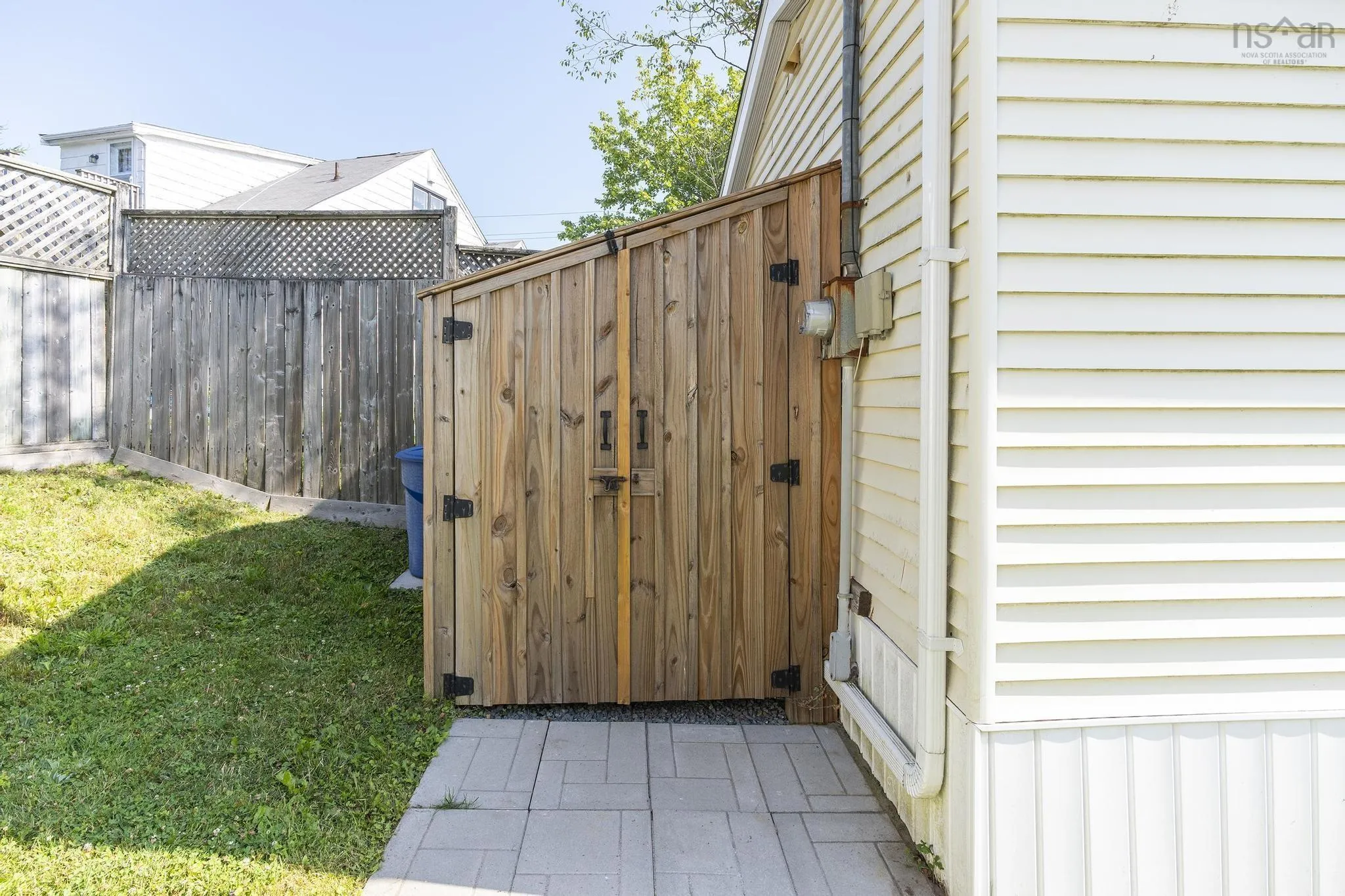 6 Lacomb Drive, Dartmouth, NS B2Y 2A2, 2 Bedrooms Bedrooms, ,1 BathroomBathrooms,Residential,For Sale,Lacomb,202518909