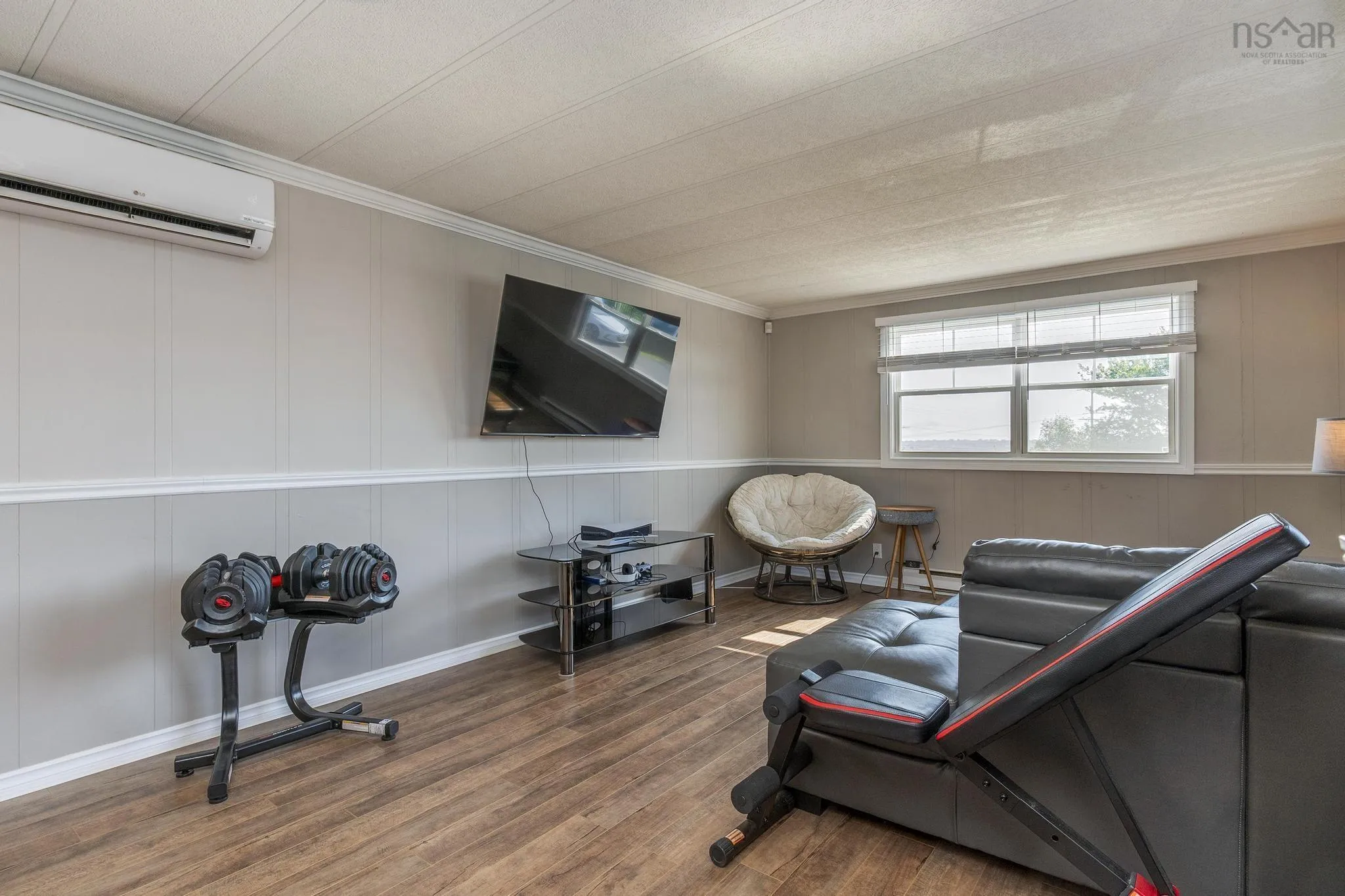 6 Lacomb Drive, Dartmouth, NS B2Y 2A2, 2 Bedrooms Bedrooms, ,1 BathroomBathrooms,Residential,For Sale,Lacomb,202518909