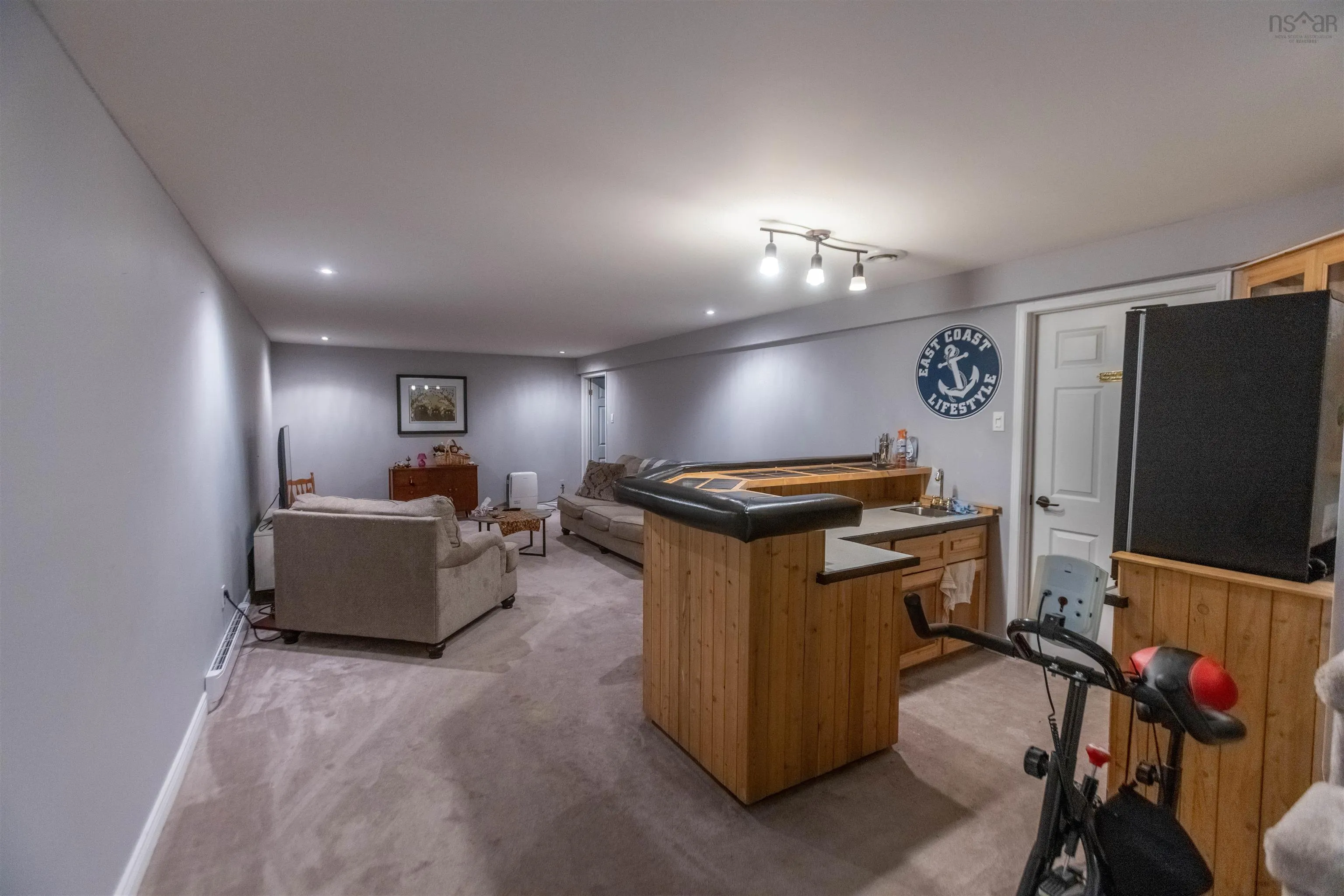 193a Victoria Street E, Amherst, NS B4H 1Y8, 4 Bedrooms Bedrooms, ,3 BathroomsBathrooms,Residential,For Sale,Victoria,202520091