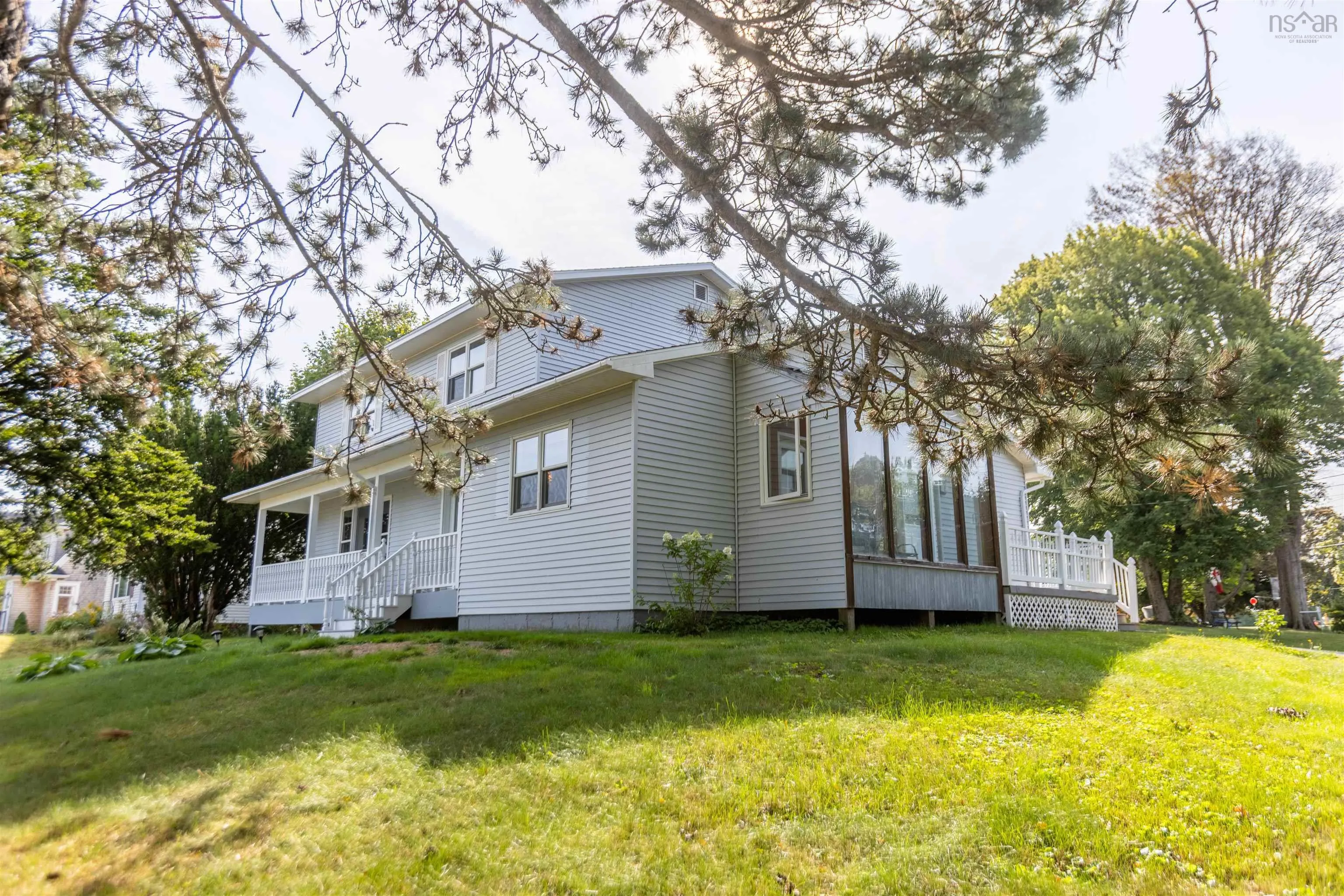 193a Victoria Street E, Amherst, NS B4H 1Y8, 4 Bedrooms Bedrooms, ,3 BathroomsBathrooms,Residential,For Sale,Victoria,202520091