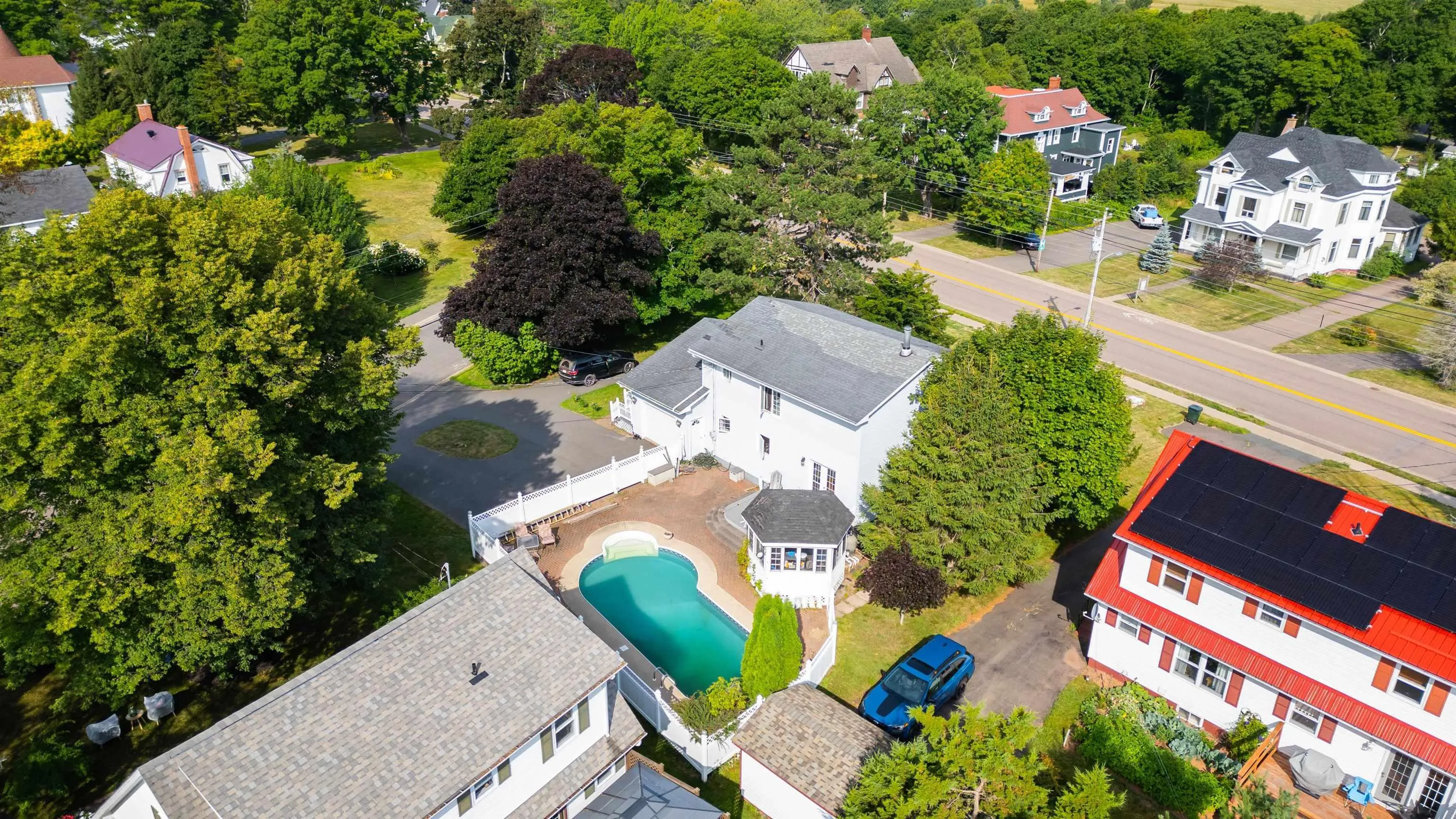 193a Victoria Street E, Amherst, NS B4H 1Y8, 4 Bedrooms Bedrooms, ,3 BathroomsBathrooms,Residential,For Sale,Victoria,202520091