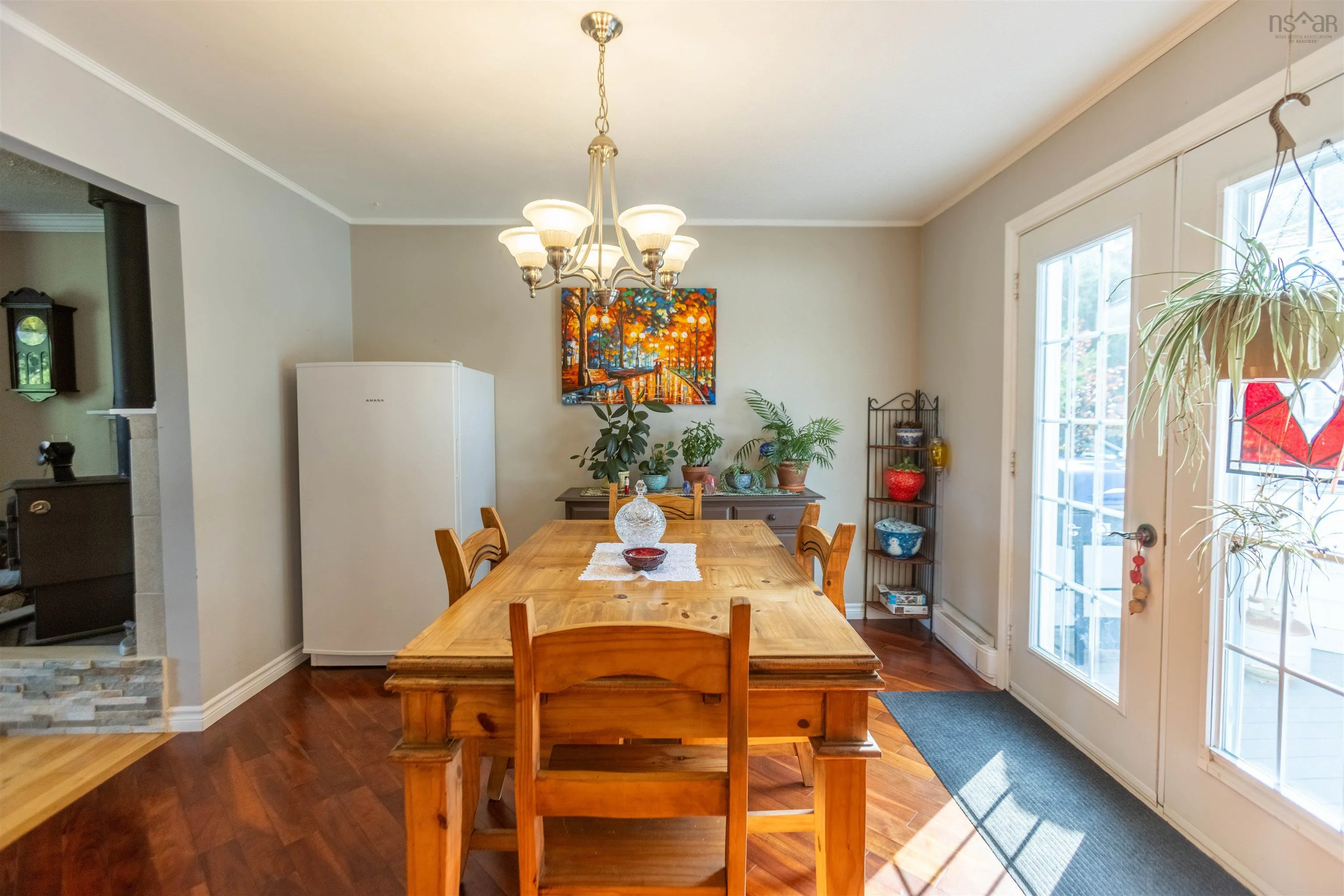 193a Victoria Street E, Amherst, NS B4H 1Y8, 4 Bedrooms Bedrooms, ,3 BathroomsBathrooms,Residential,For Sale,Victoria,202520091