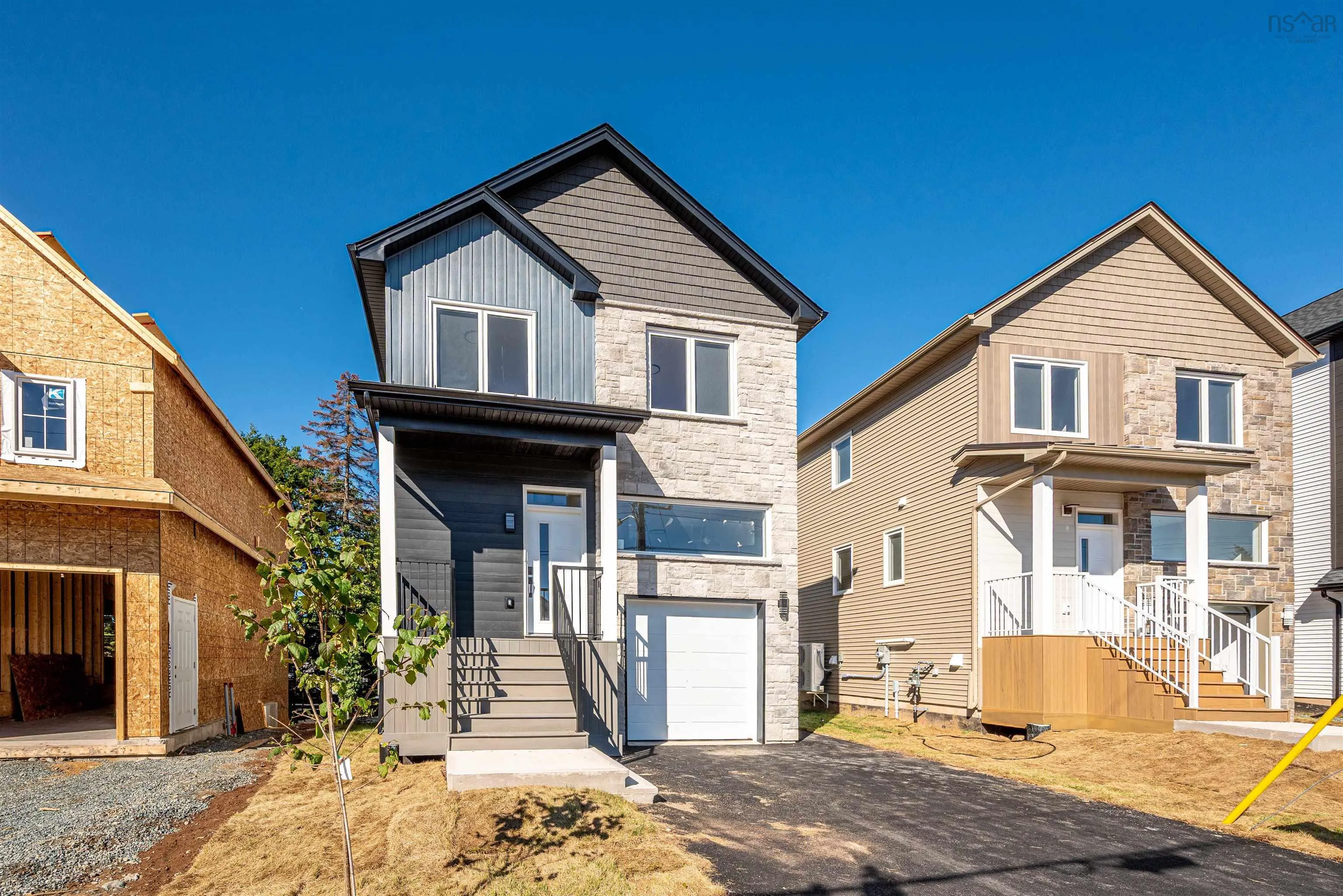 21 Pearlgarden Close, Dartmouth, NS B2X 0C3, 4 Bedrooms Bedrooms, ,4 BathroomsBathrooms,Residential,For Sale,Pearlgarden,202525170