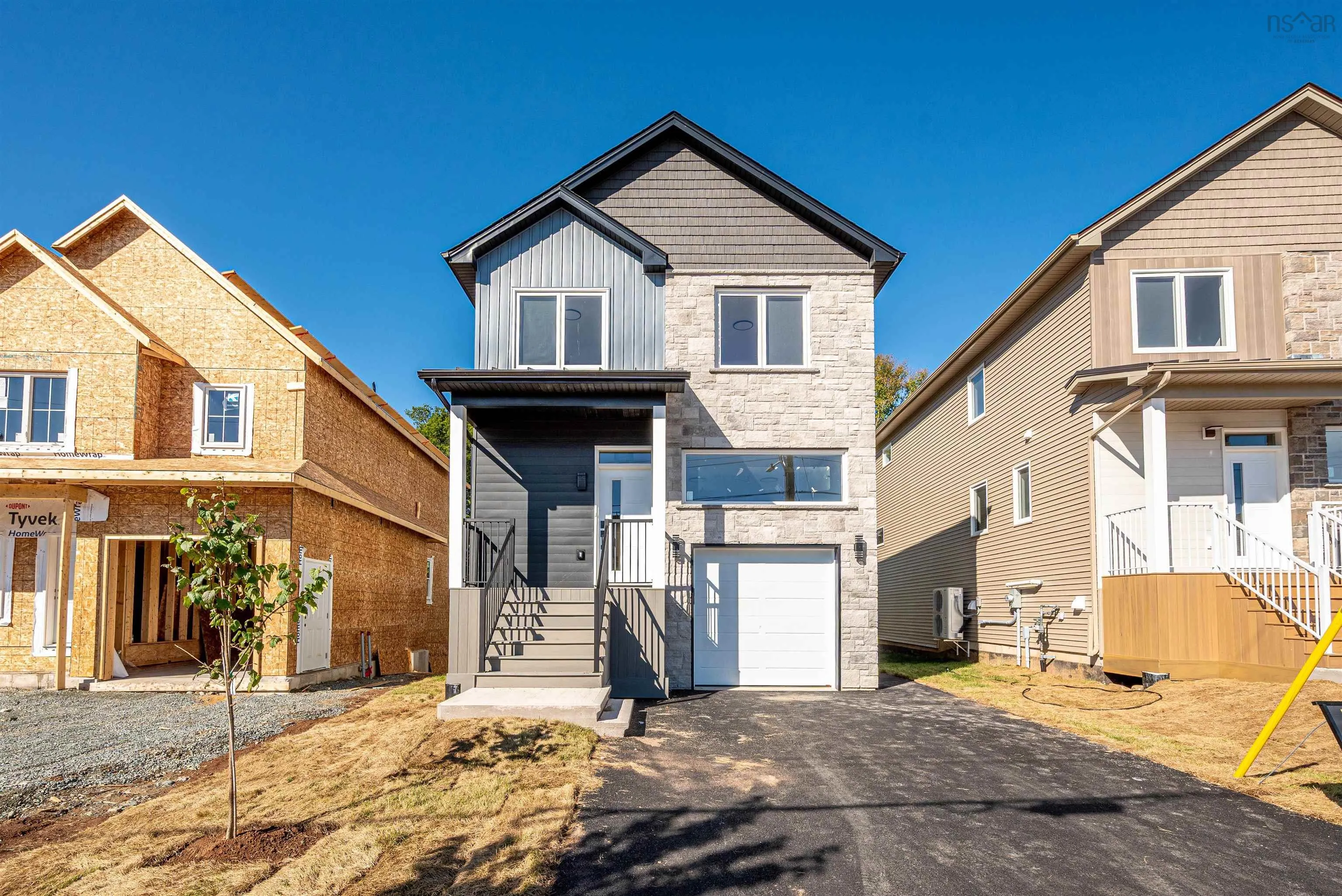 21 Pearlgarden Close, Dartmouth, NS B2X 0C3, 4 Bedrooms Bedrooms, ,4 BathroomsBathrooms,Residential,For Sale,Pearlgarden,202525170