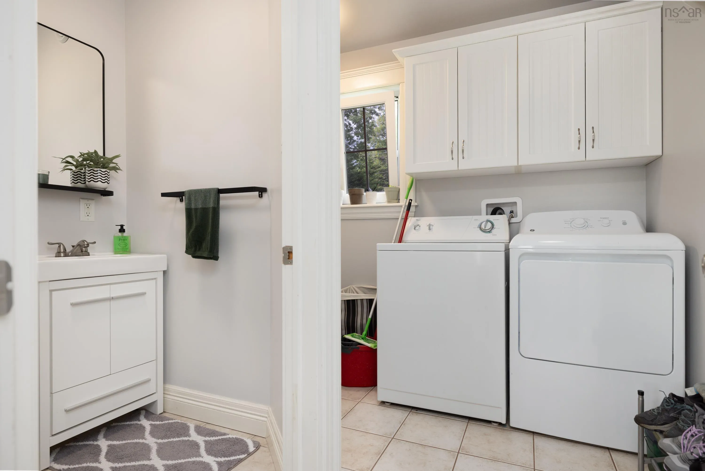 63 Cockscomb Lake Drive, Mount Uniacke, NS B0N 1Z0, 3 Bedrooms Bedrooms, ,3 BathroomsBathrooms,Residential,For Sale,Cockscomb Lake,202516806