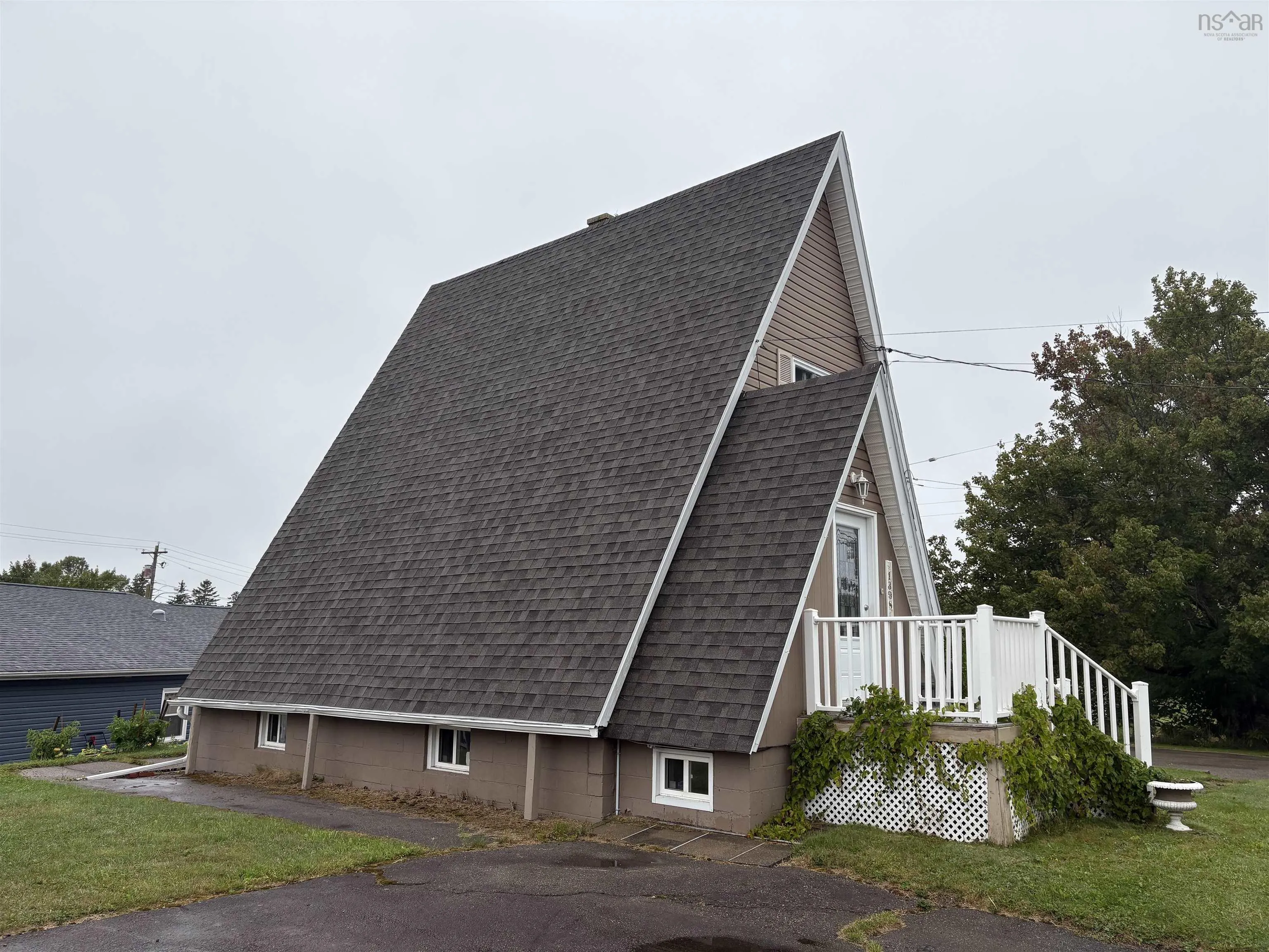 1398 George Street, Mira Road, NS B1P 1N2, 3 Bedrooms Bedrooms, ,3 BathroomsBathrooms,Residential,For Sale,George,202523111